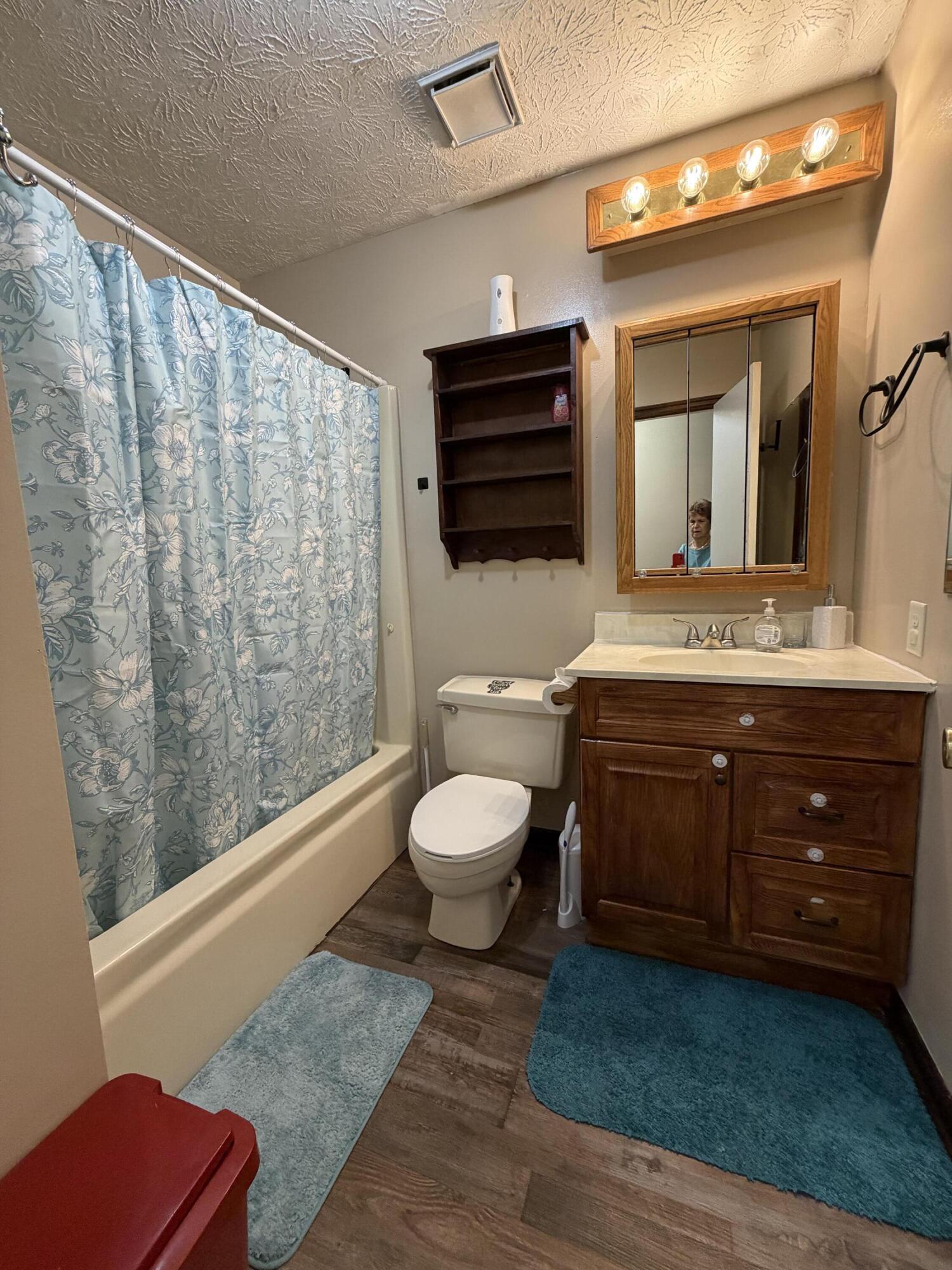 2213 Mercer Drive Property Photo 11