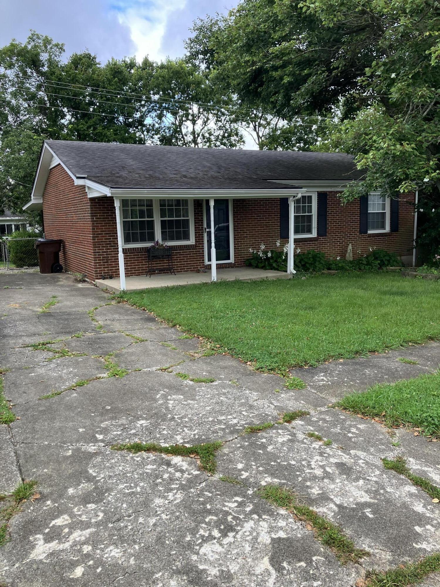 119 Rolling Acres Drive Property Photo 1
