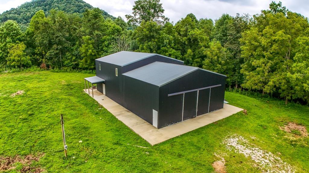 380 Swan Pond Road Property Photo 3