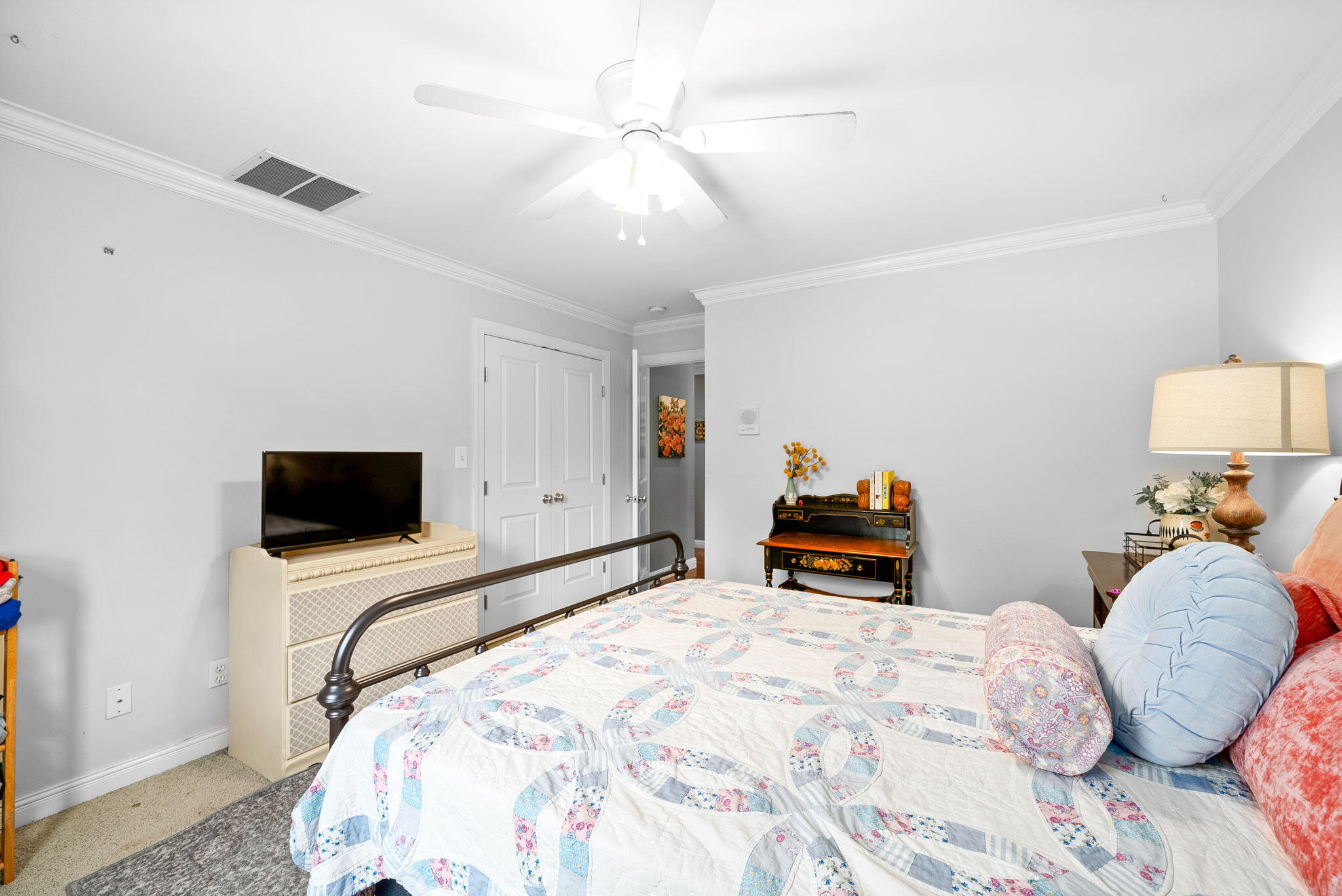 305 Lincoln Way Property Photo 31