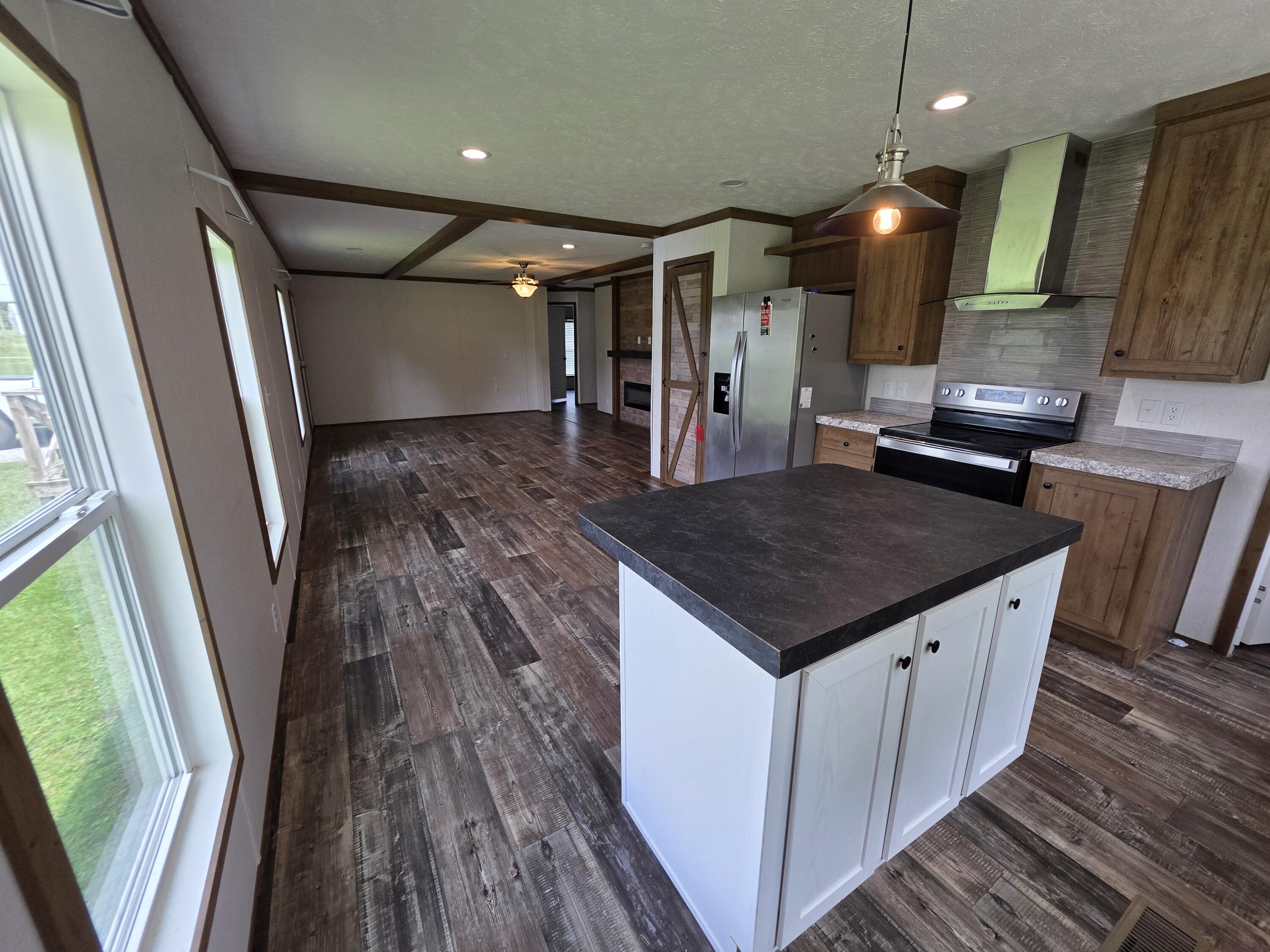 2435 Ky-80 Property Photo 11