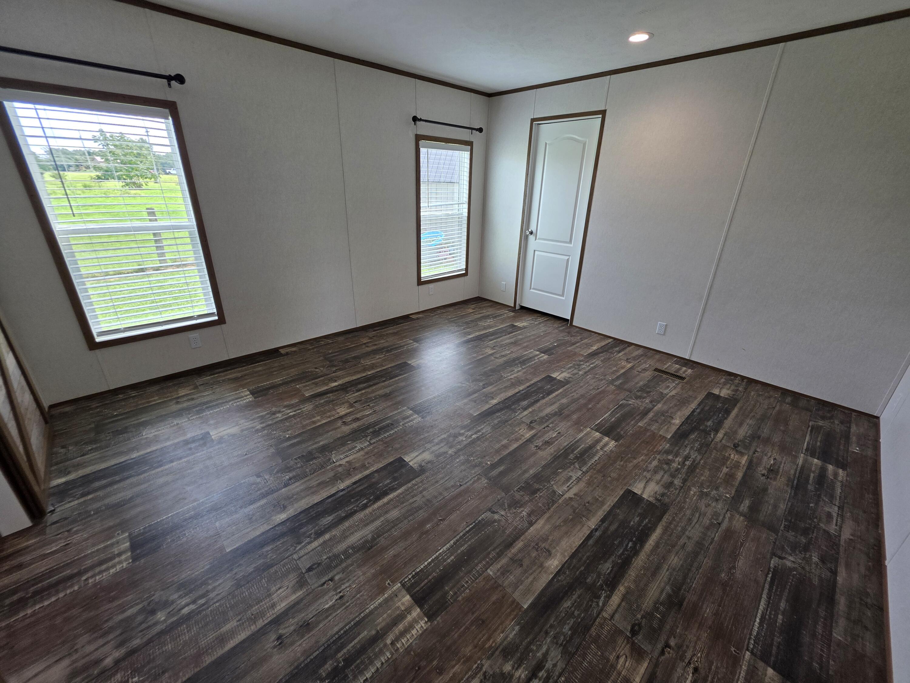2435 Ky-80 Property Photo 16