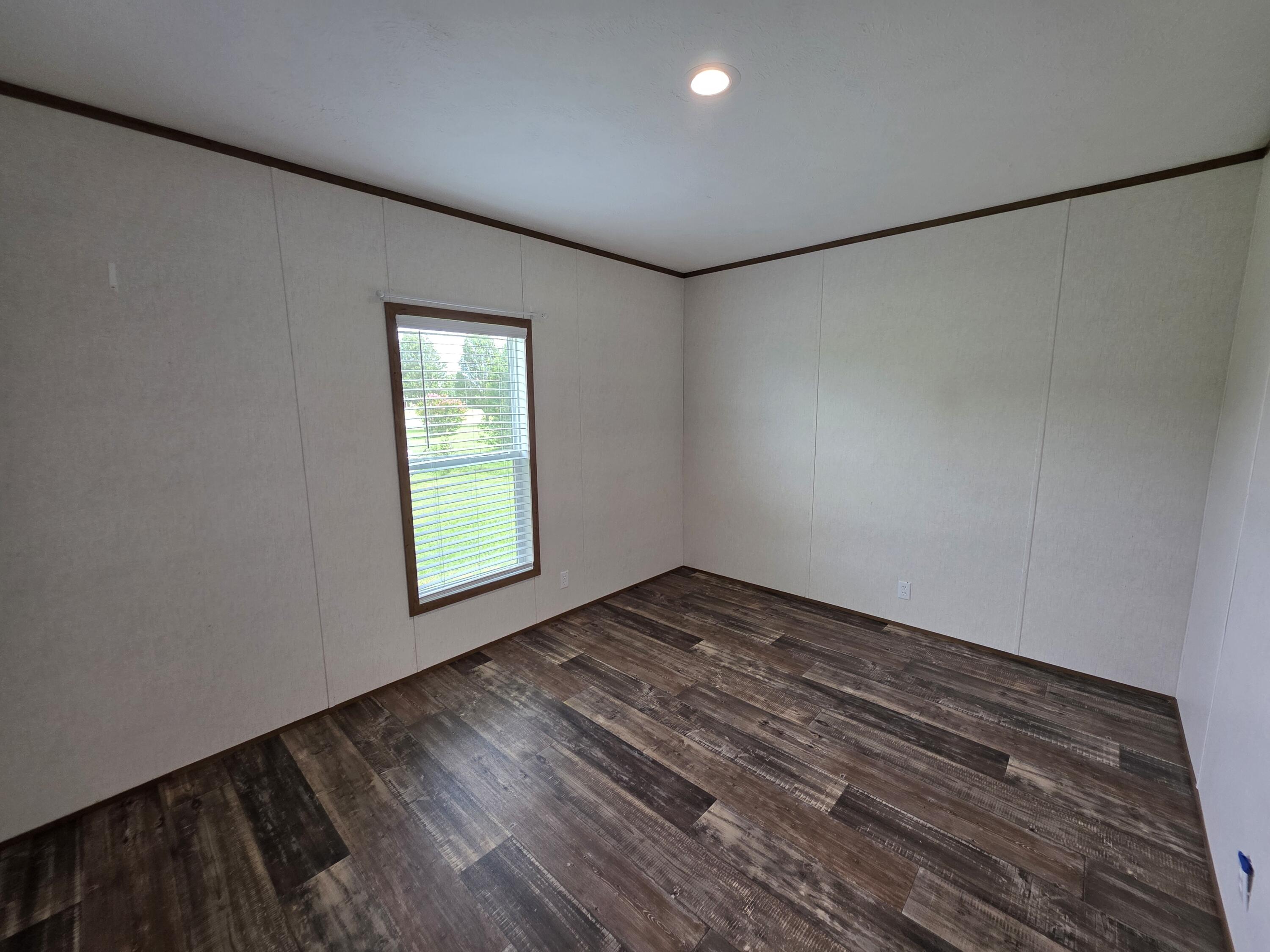 2435 Ky-80 Property Photo 25
