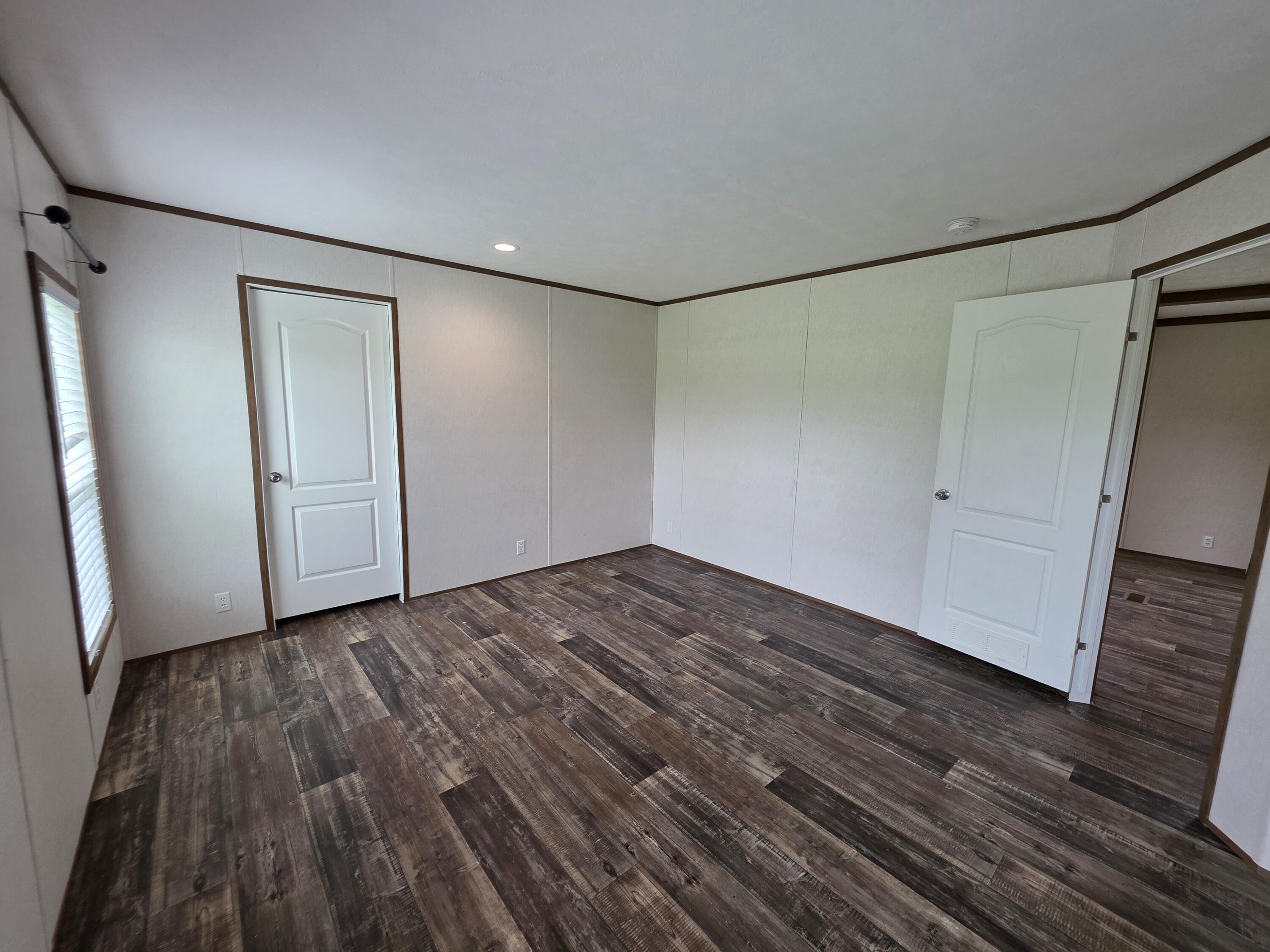 2435 Ky-80 Property Photo 29