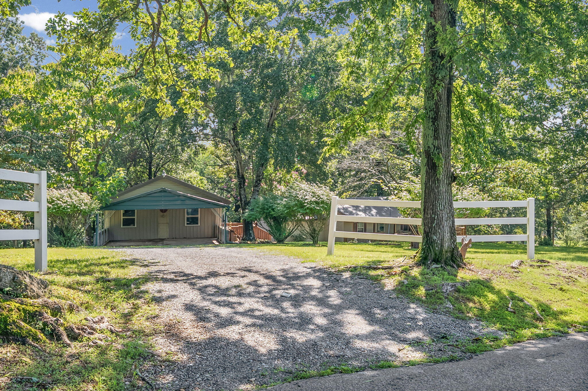 260 Crisp Road Property Photo 40