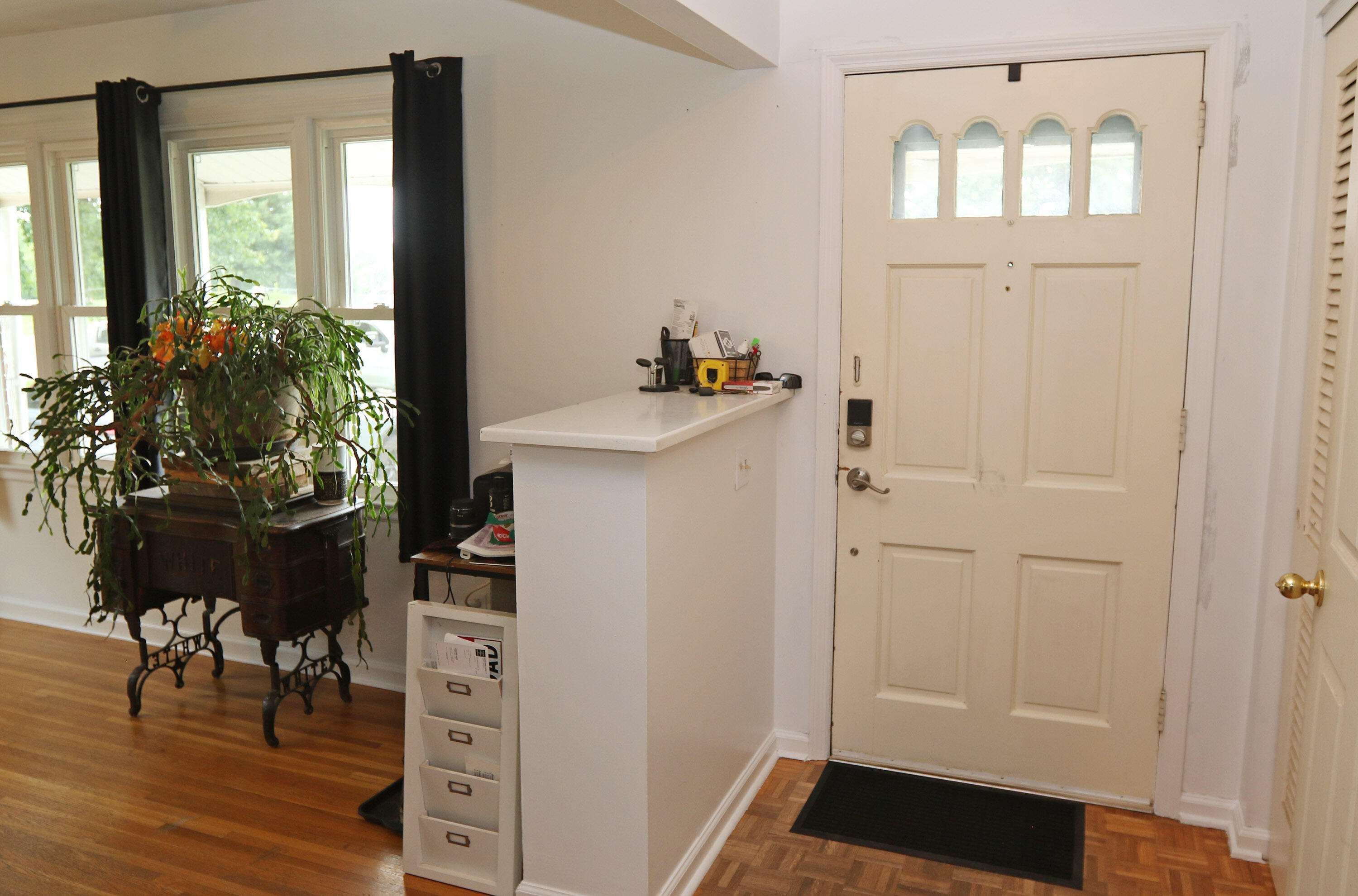 2152 Garden Springs Drive Property Photo 6