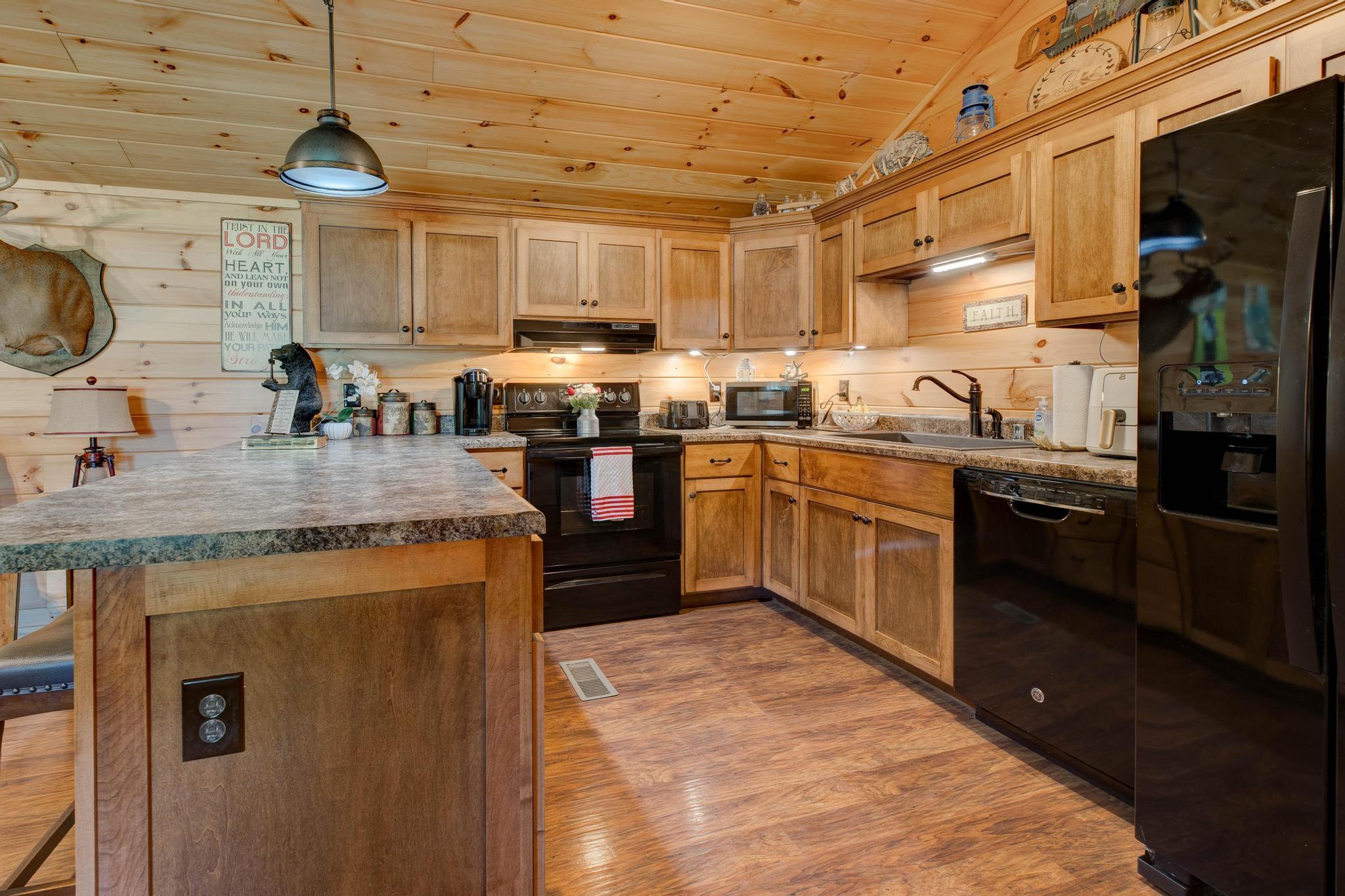 975 Clay Lick Road Property Photo 10