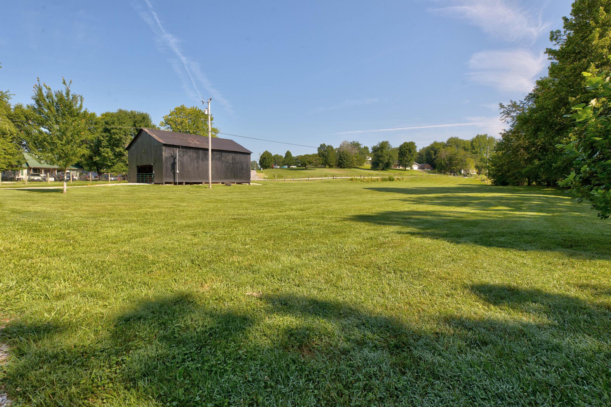 975 Clay Lick Road Property Photo 32
