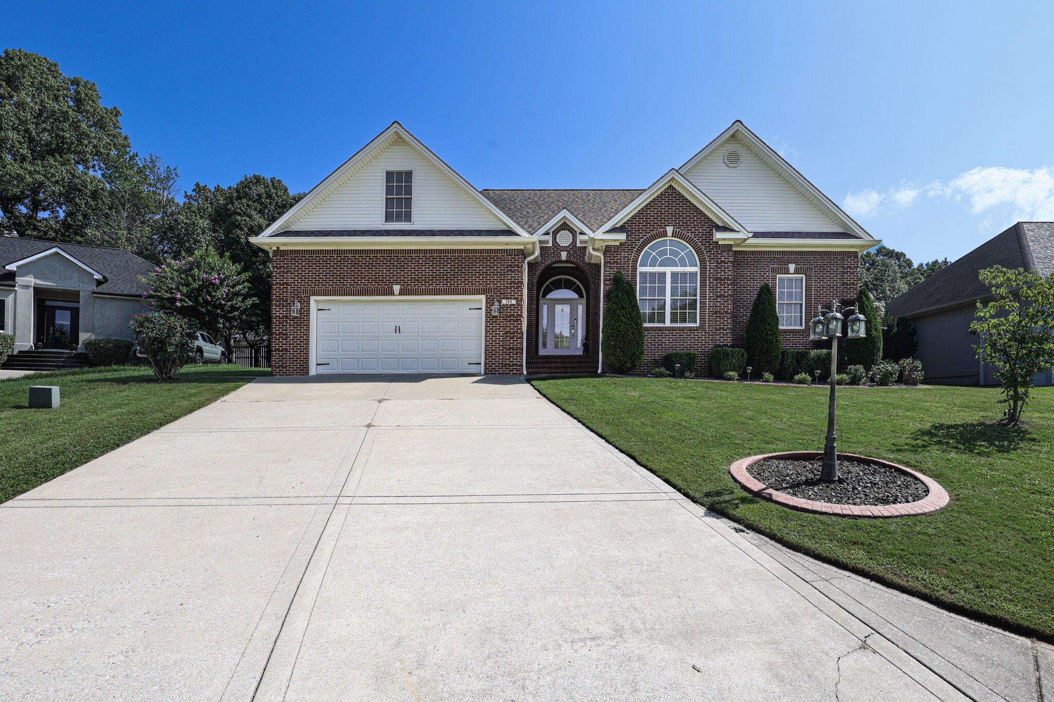 185 Spring Valley Cove Property Photo 1
