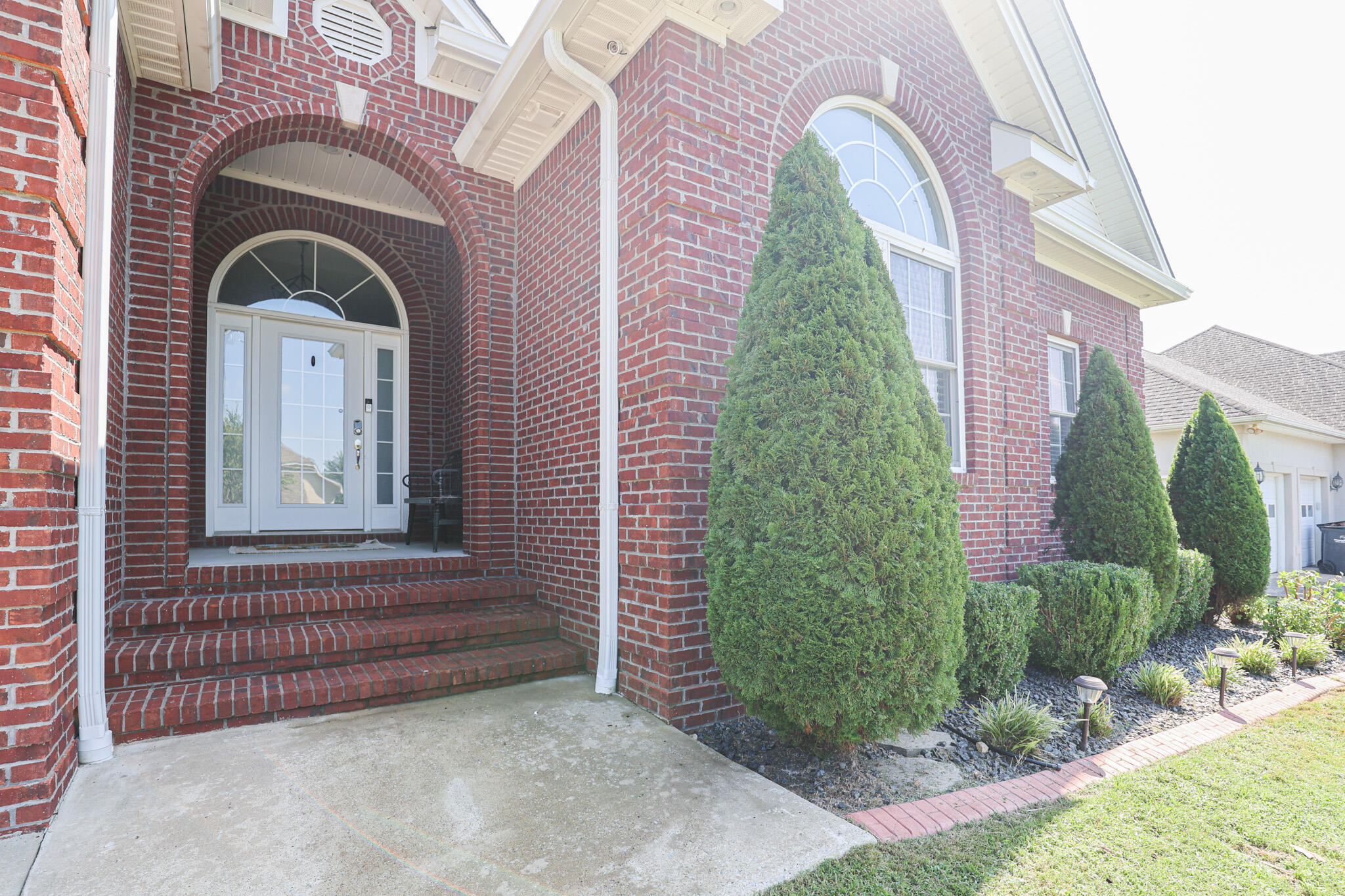 185 Spring Valley Cove Property Photo 4