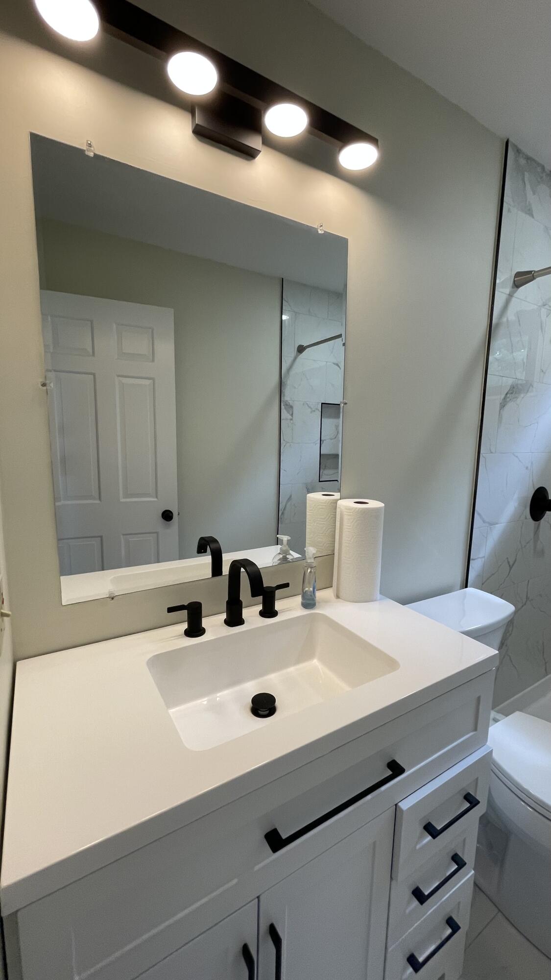 208 Eastover Drive Property Photo 39
