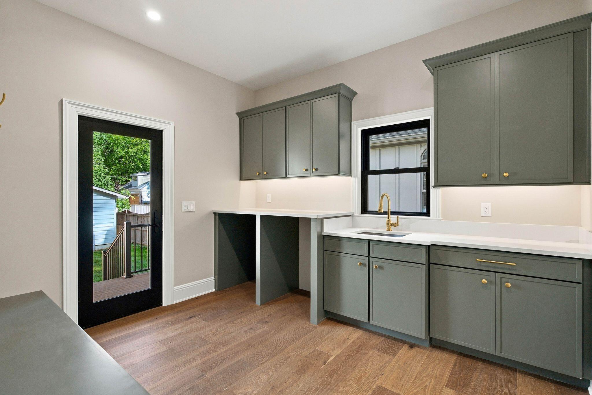 1501 Richmond Road Property Photo 28