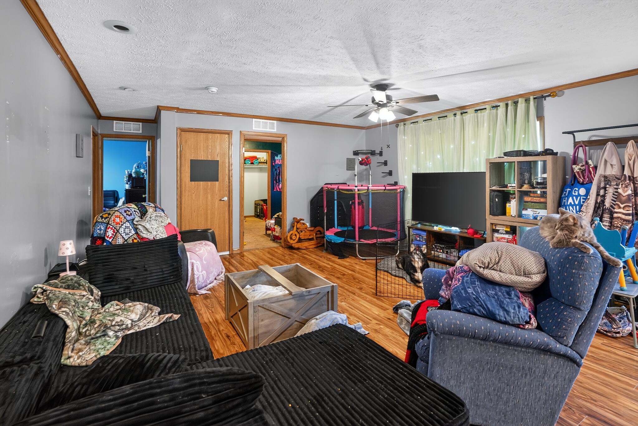 2950 Stringtown Road Property Photo 6