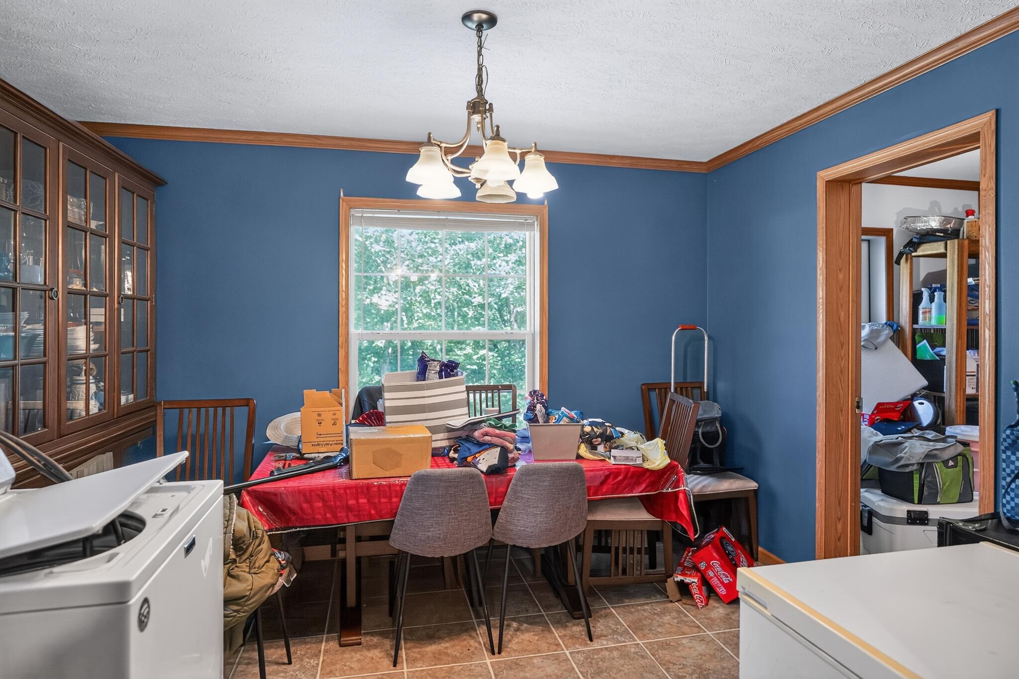 2950 Stringtown Road Property Photo 12