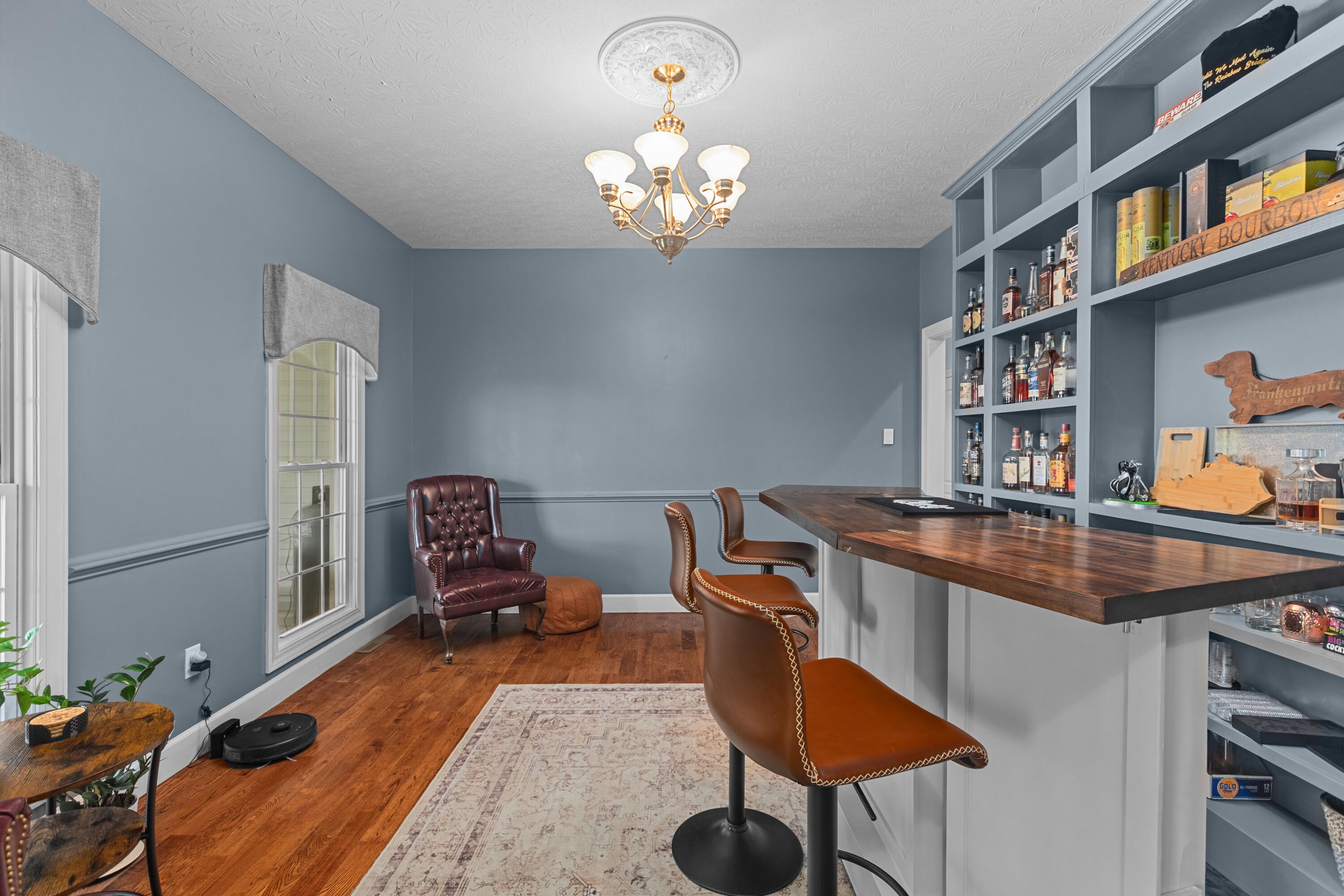 2315 Bardstown Road Property Photo 5