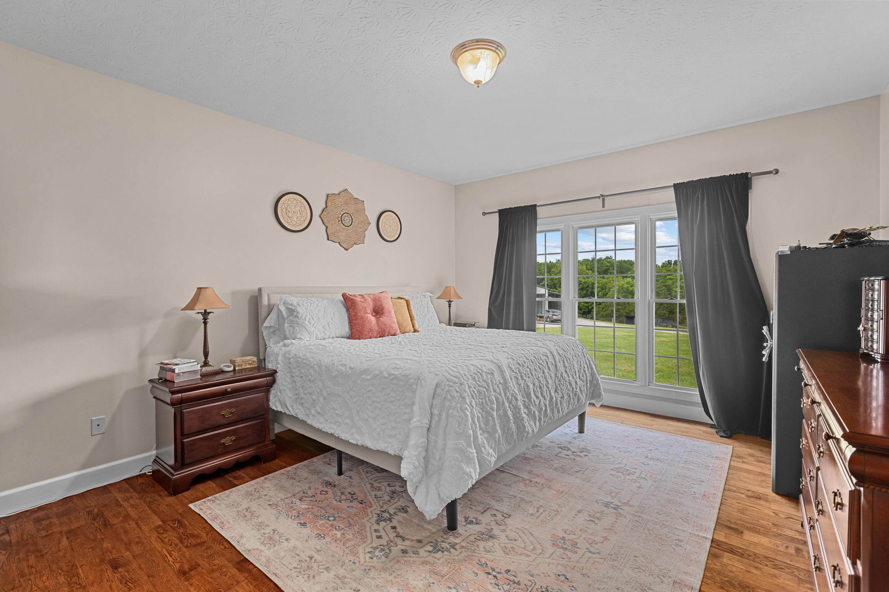 2315 Bardstown Road Property Photo 15