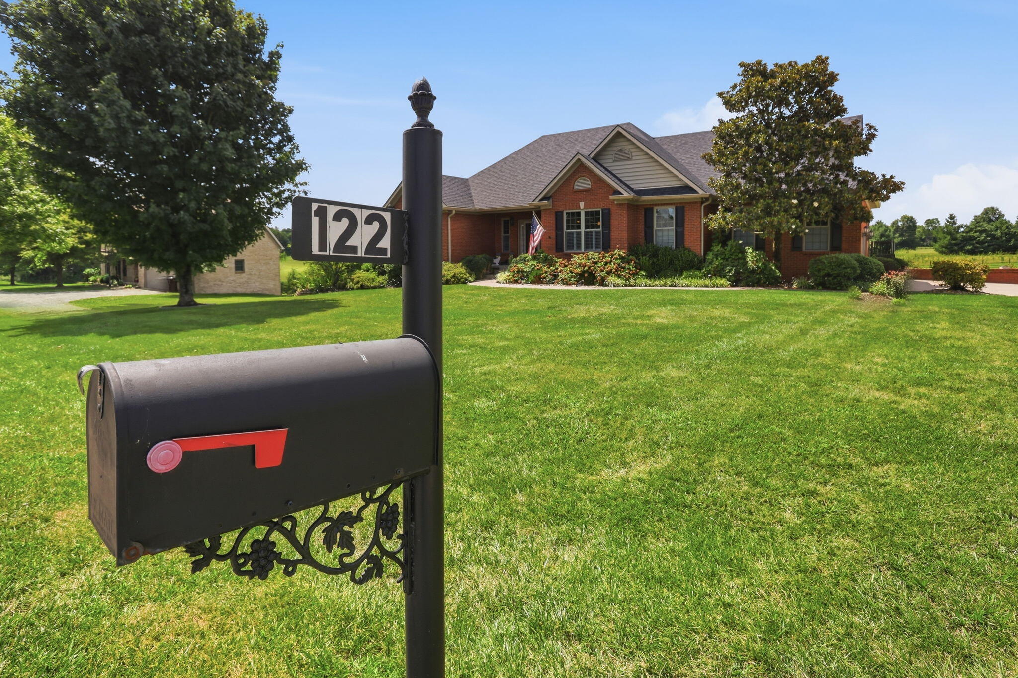 122 Squires Pointe Road Property Photo 3