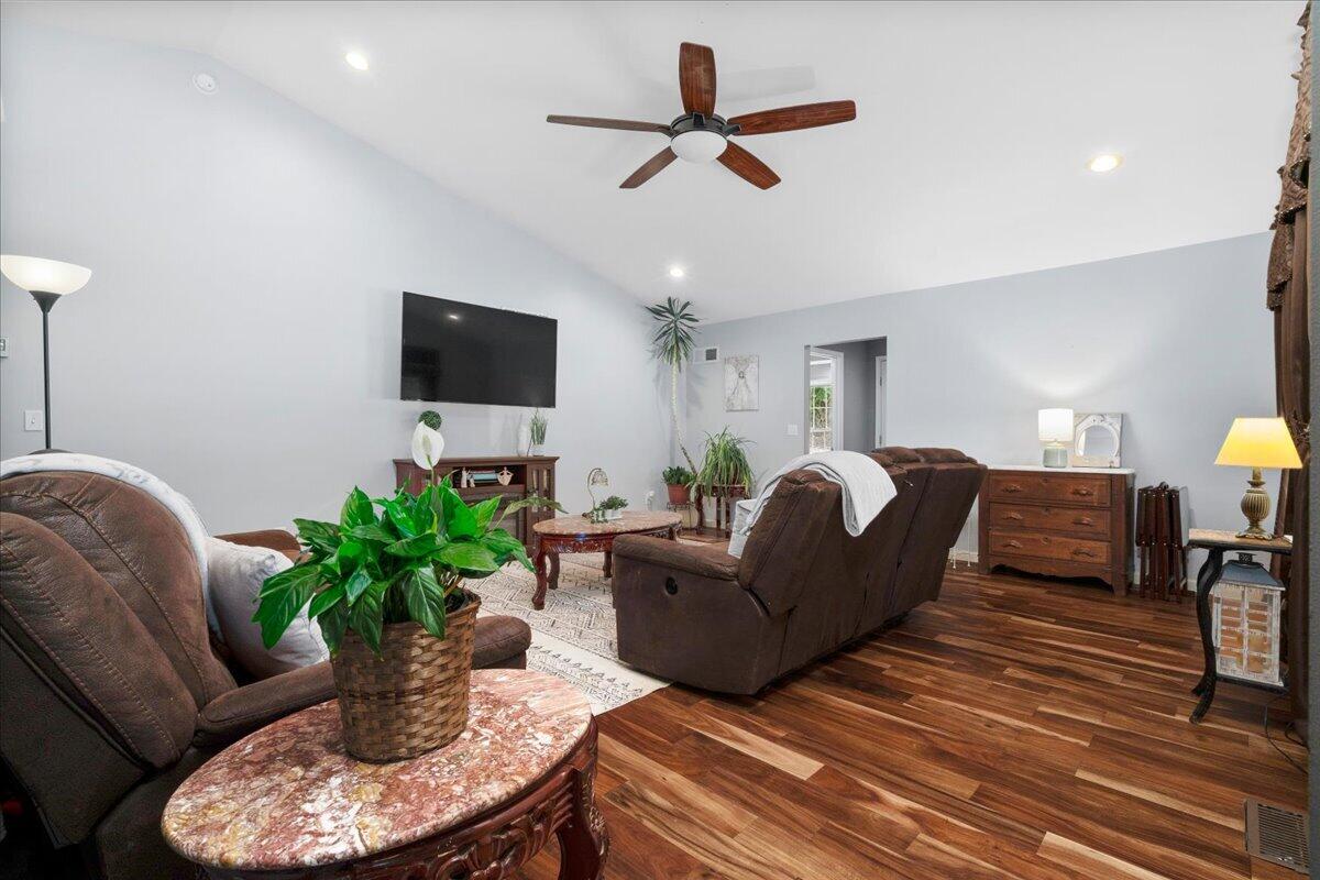 3357 Campton-baptist Road Property Photo 10