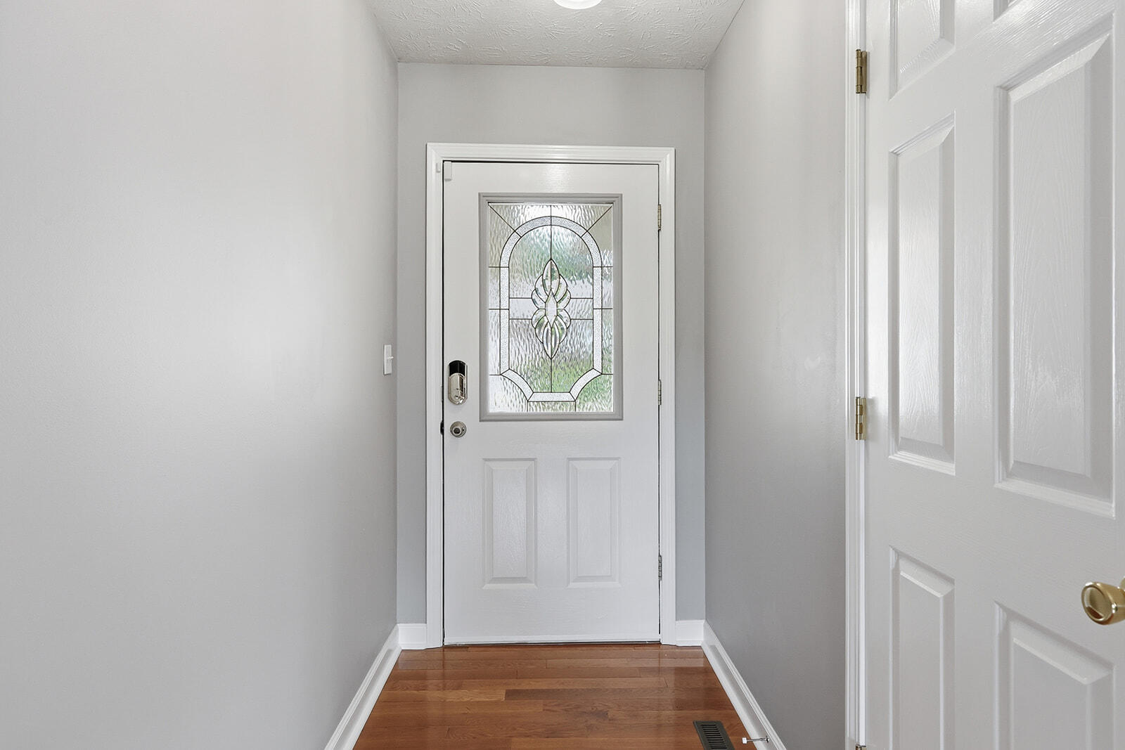 305 Forest Ridge Drive Property Photo 16