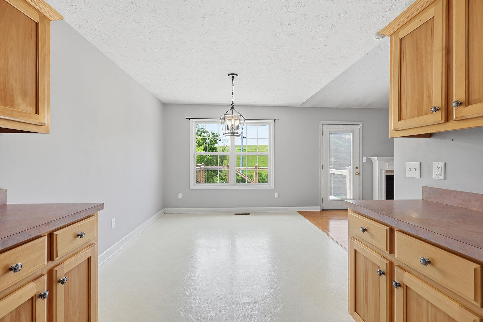 305 Forest Ridge Drive Property Photo 26