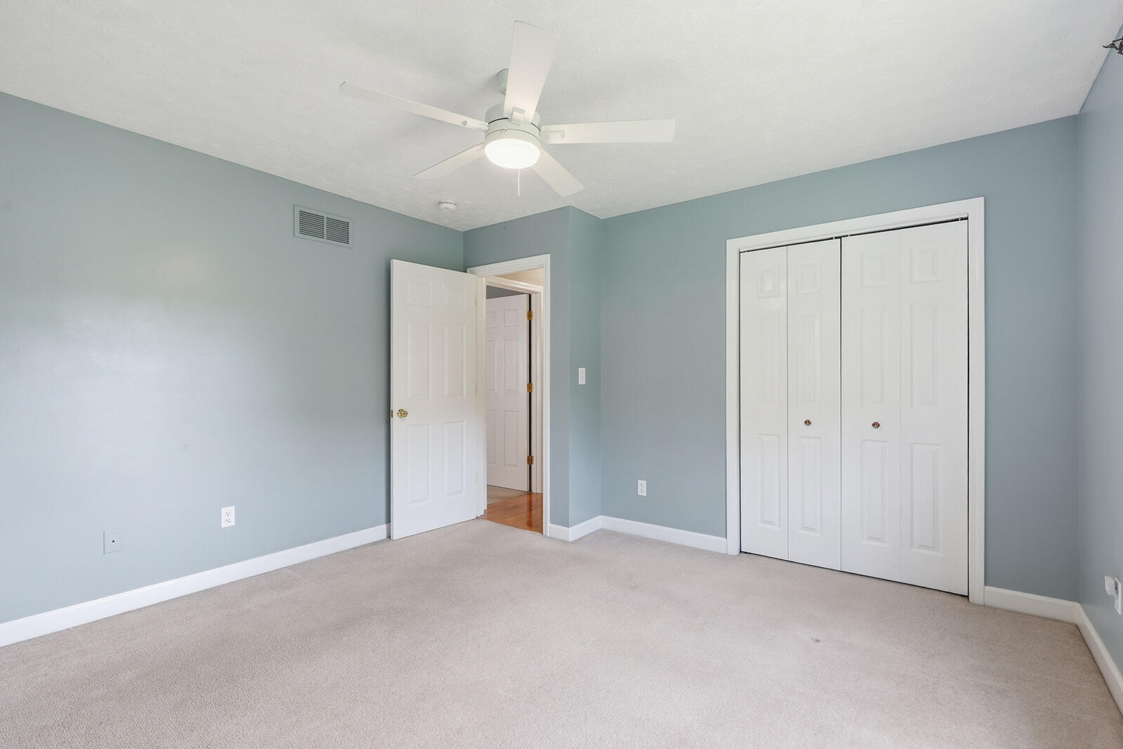 305 Forest Ridge Drive Property Photo 41