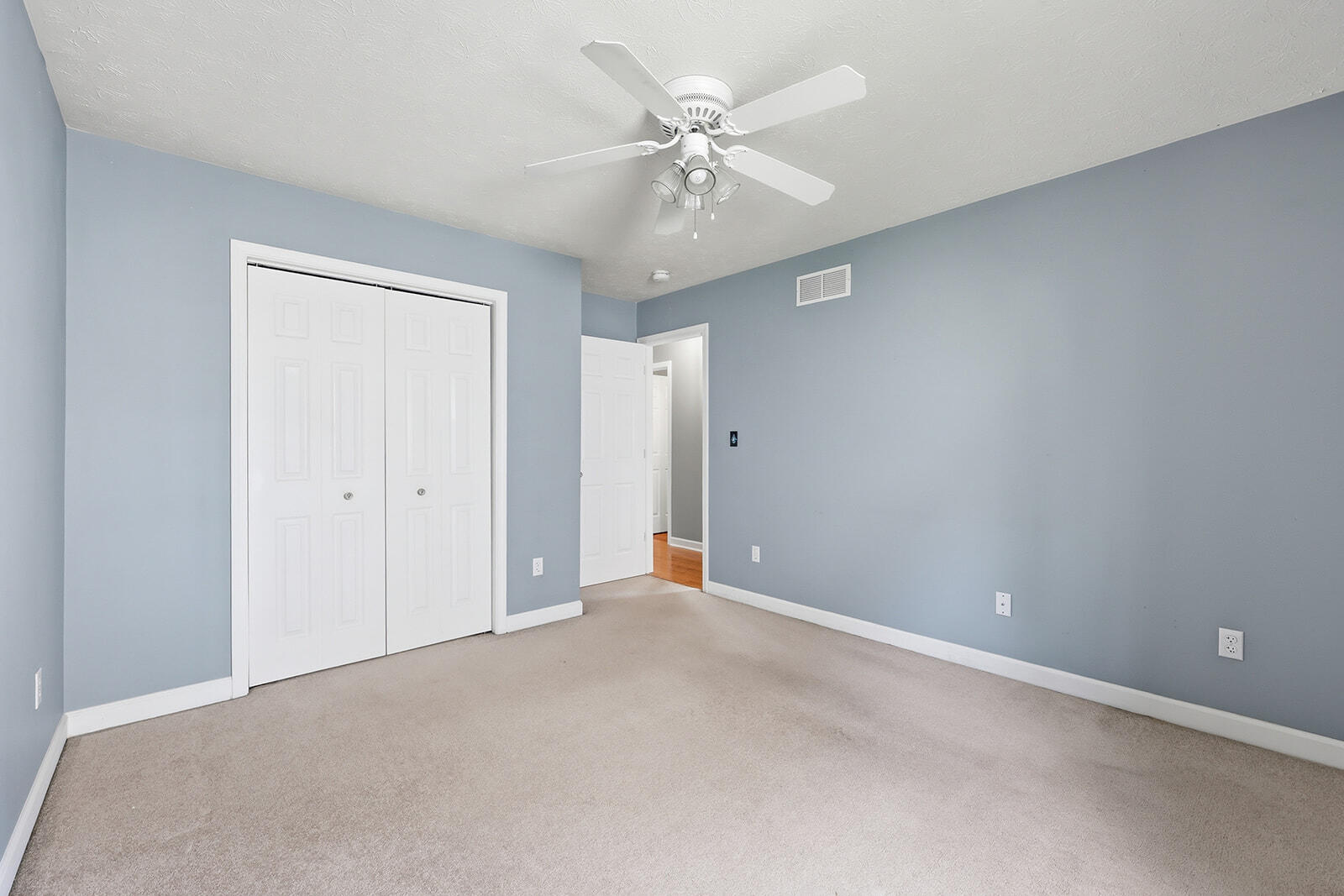 305 Forest Ridge Drive Property Photo 44