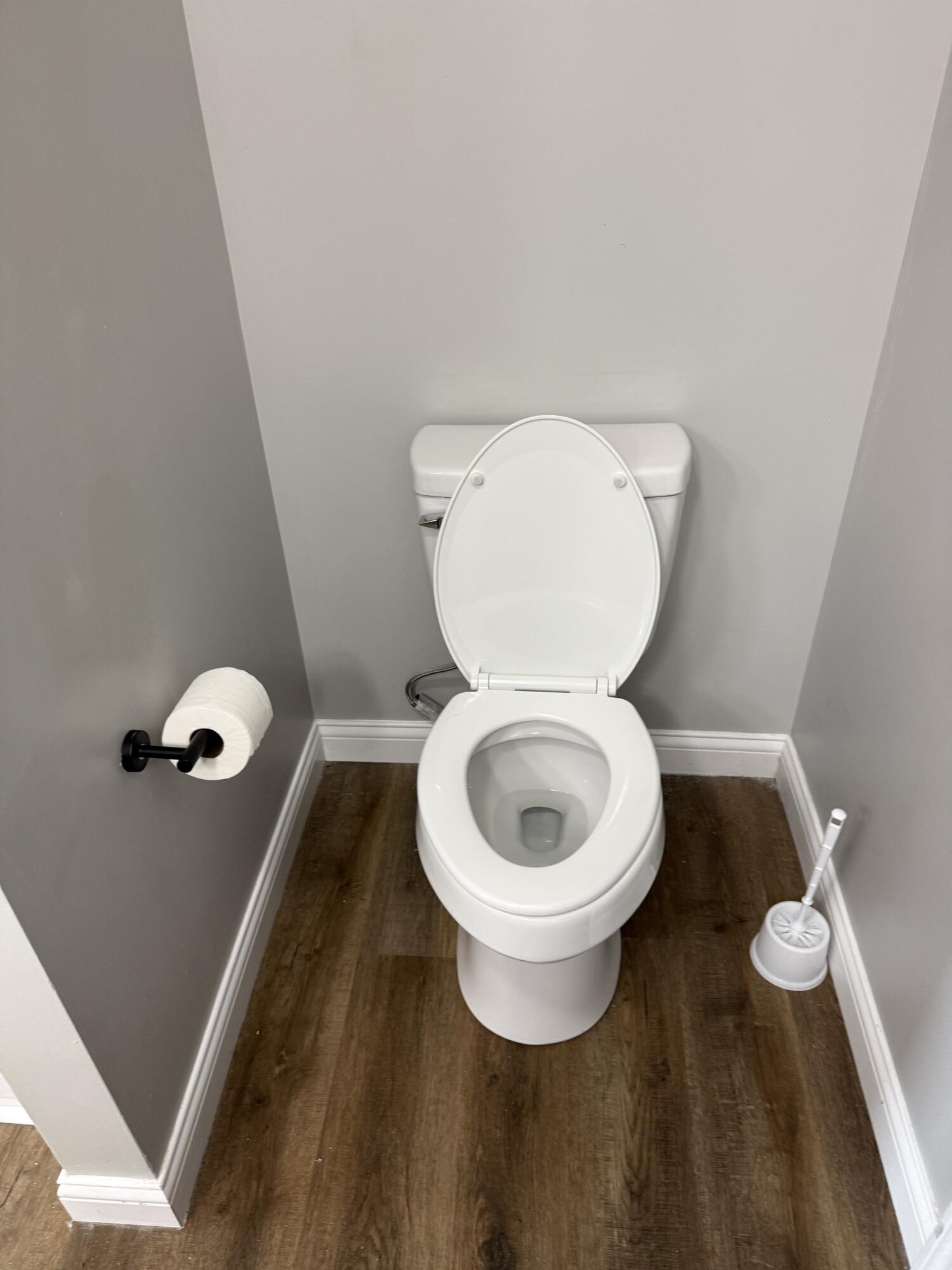 272 Pinehurst Way Property Photo 11