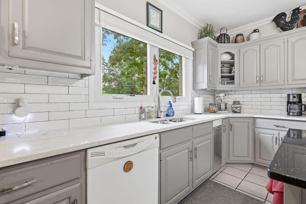1533 Spring Creek Drive Property Photo 18