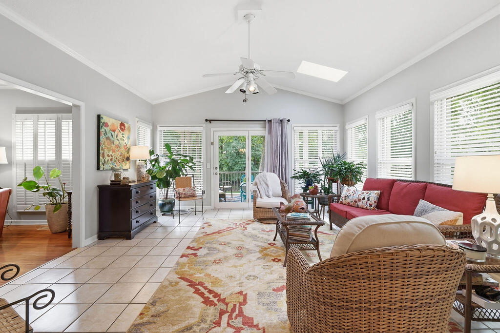 1533 Spring Creek Drive Property Photo 23