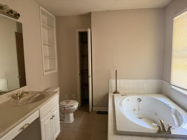8120 Woodville Road Property Photo 34
