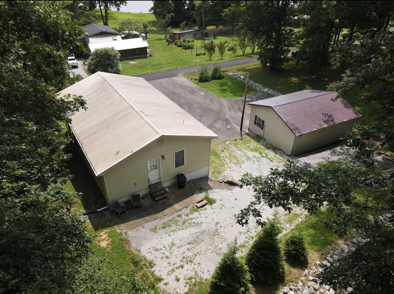 785 Rockcastle Lakeshore Drive Property Photo 38