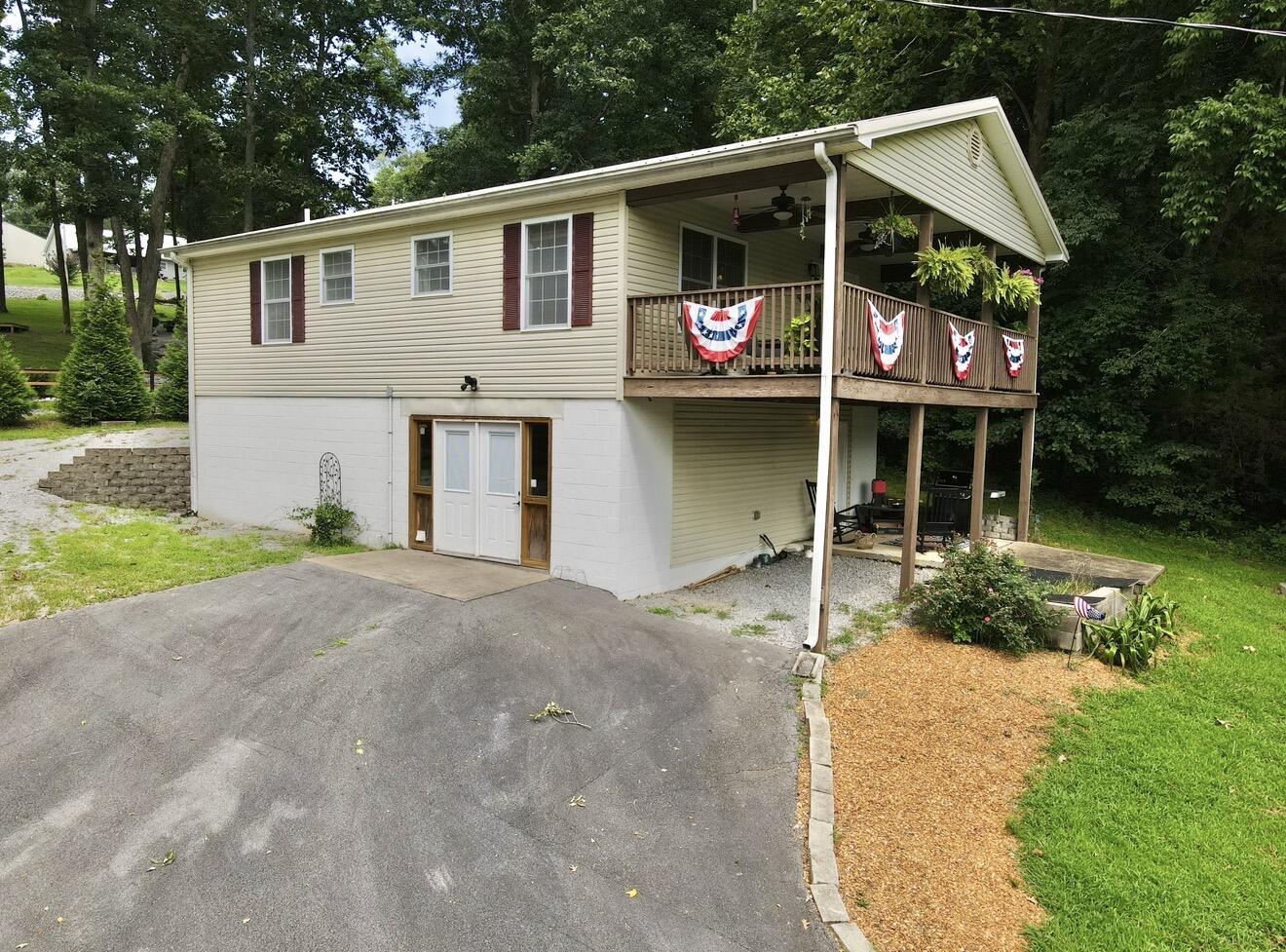785 Rockcastle Lakeshore Drive Property Photo 41
