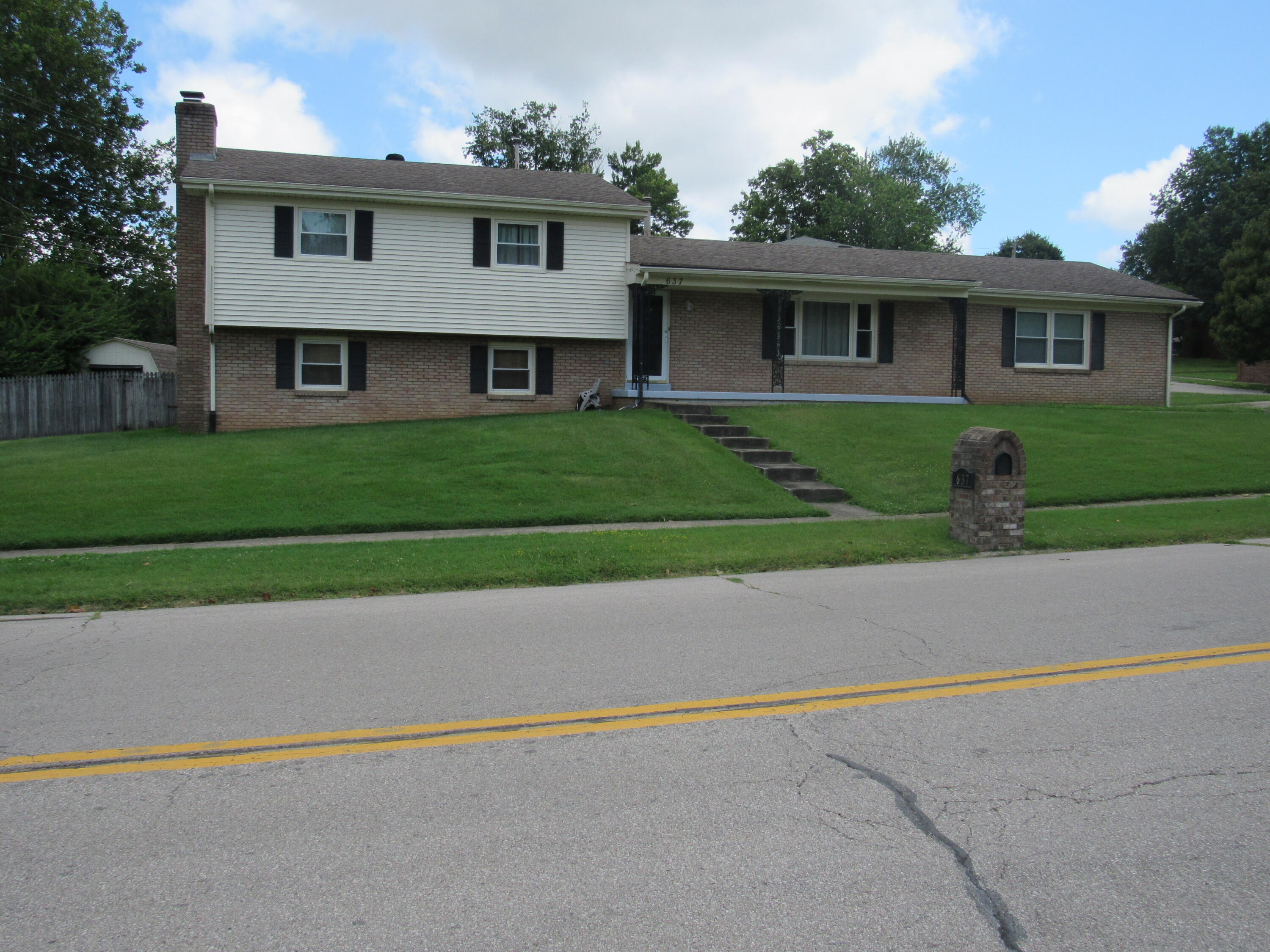 637 Cromwell Way Property Photo 2