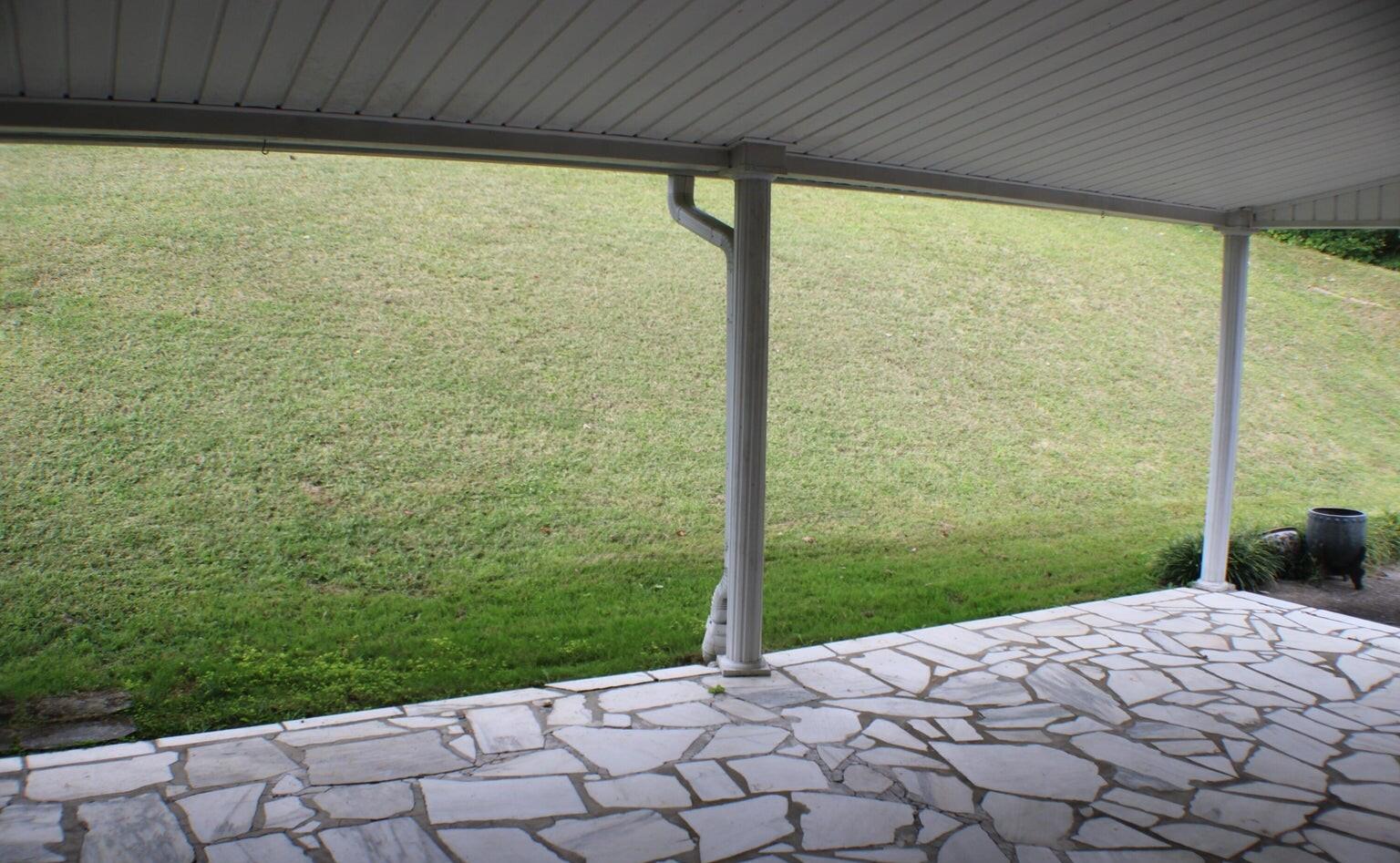 113 Hollywood Drive Property Photo 6