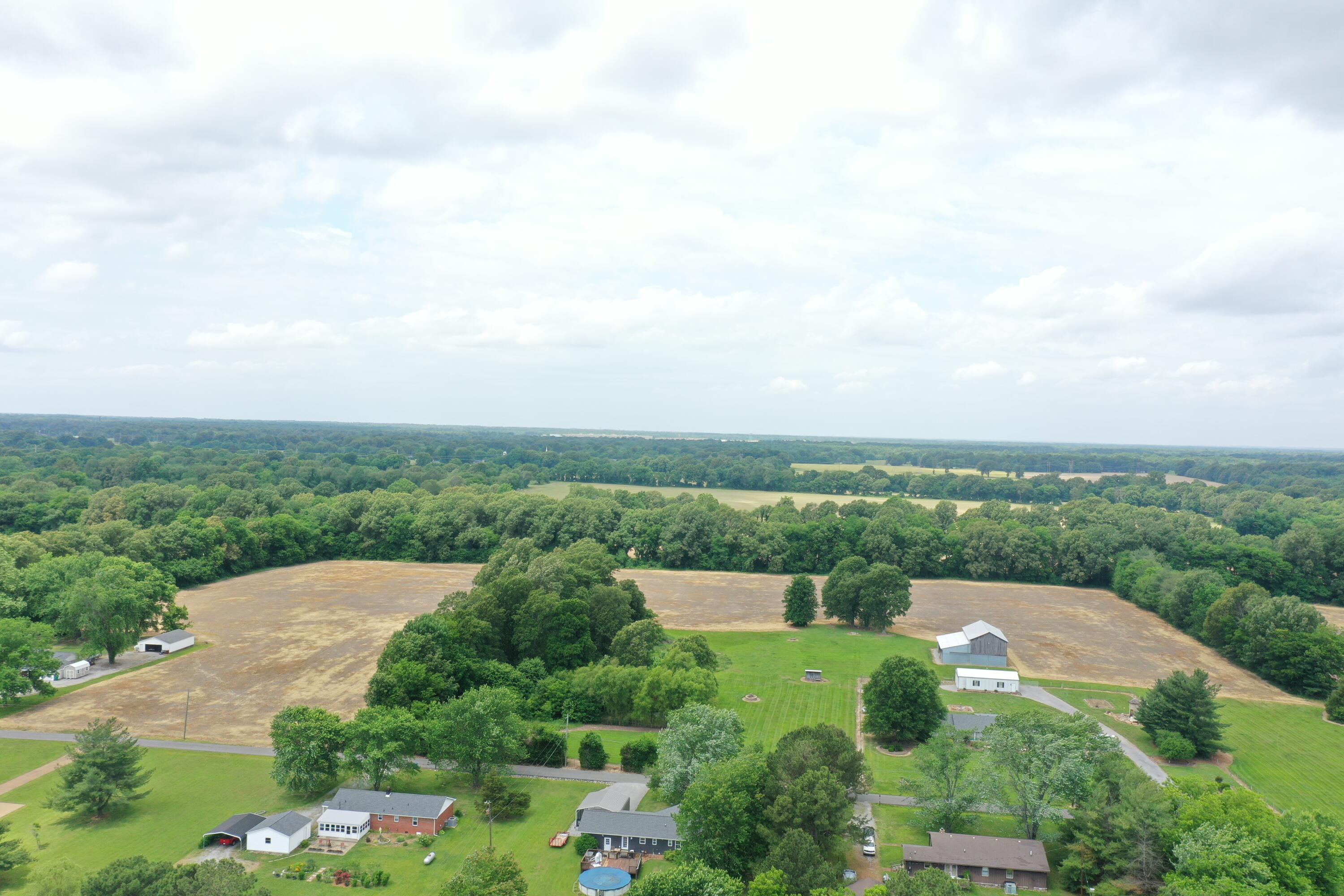 6035 Cunningham Road Property Photo 6