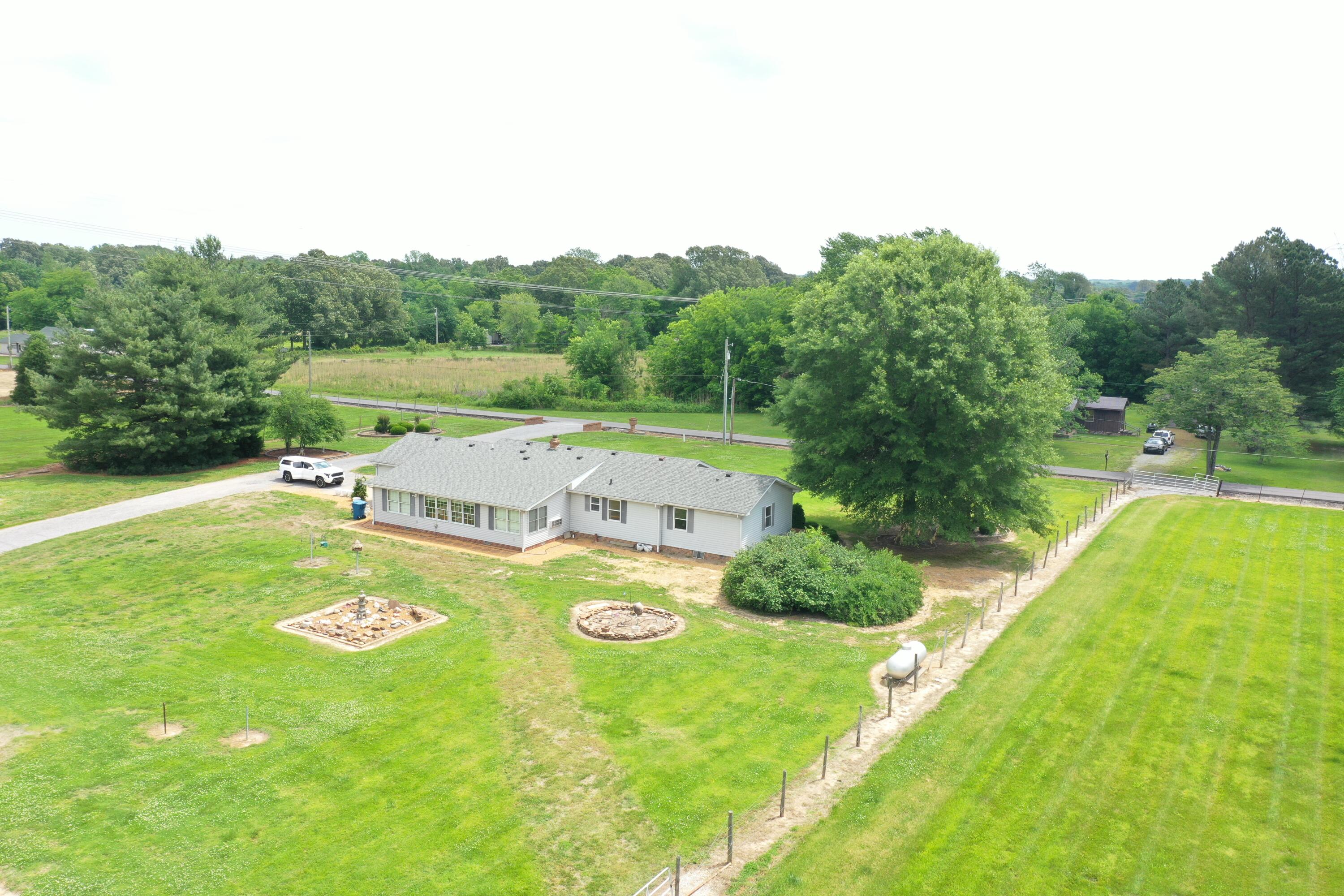 6035 Cunningham Road Property Photo 13