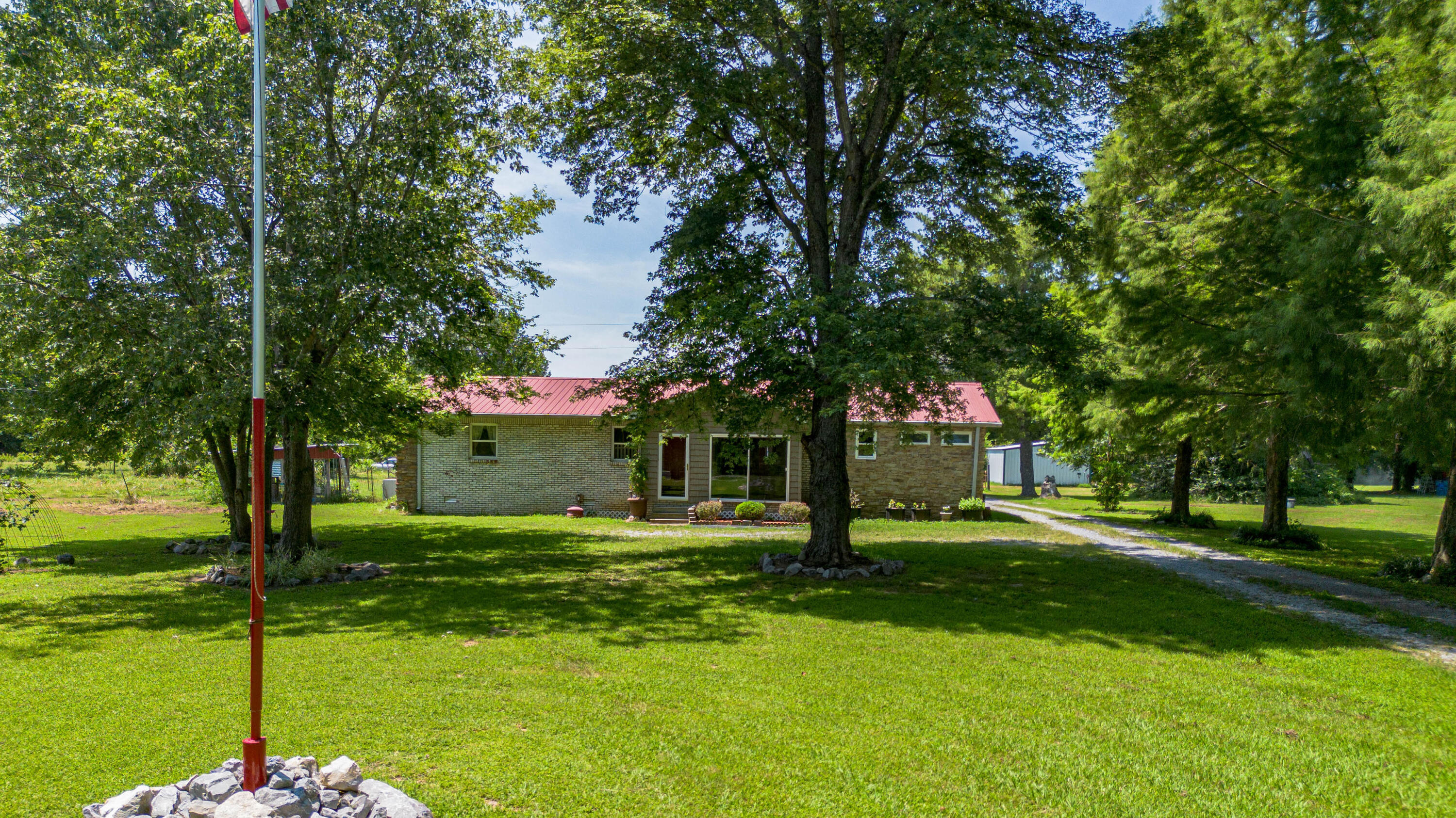 1415 Said Road Property Photo 1
