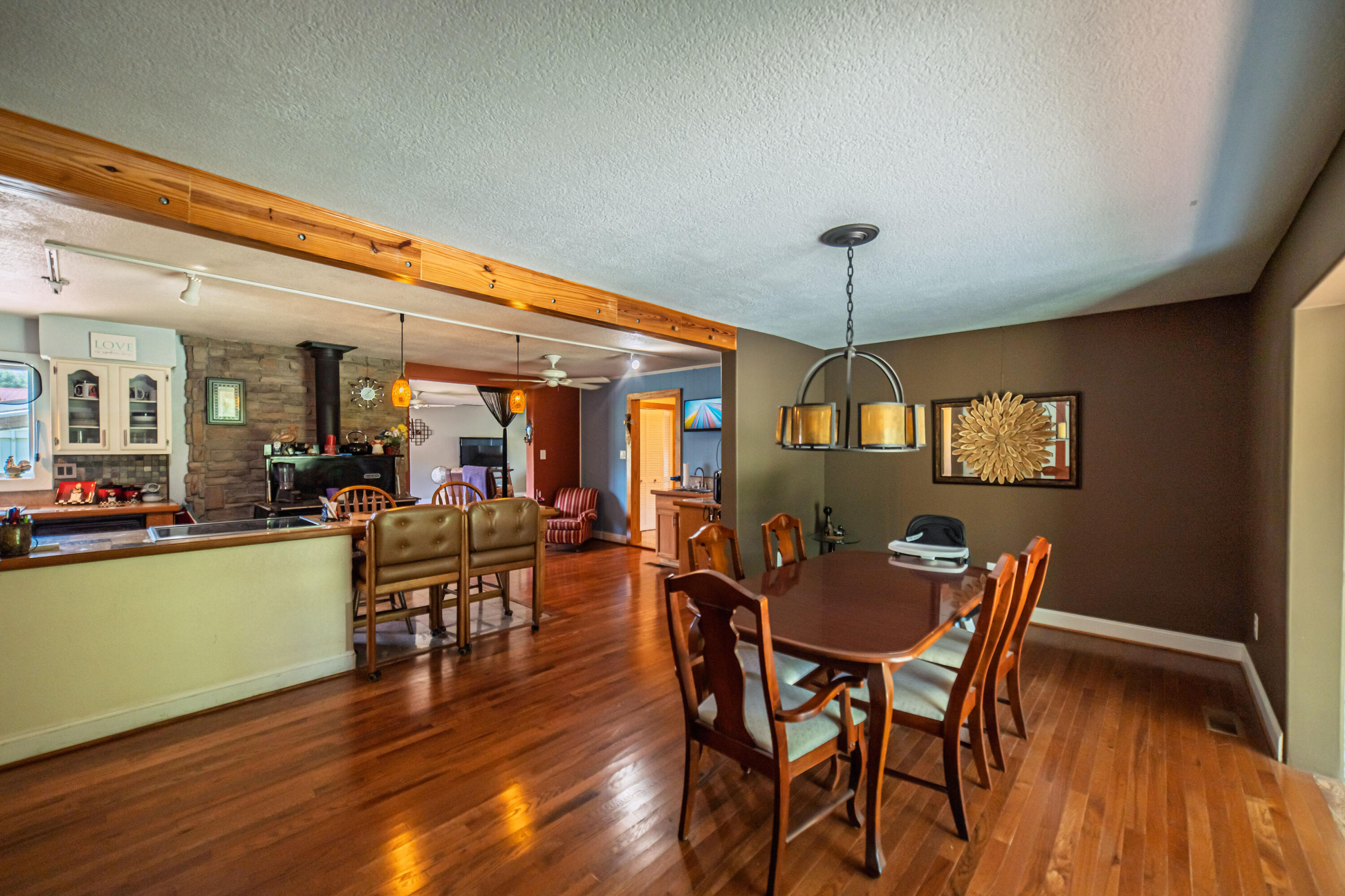 1415 Said Road Property Photo 7