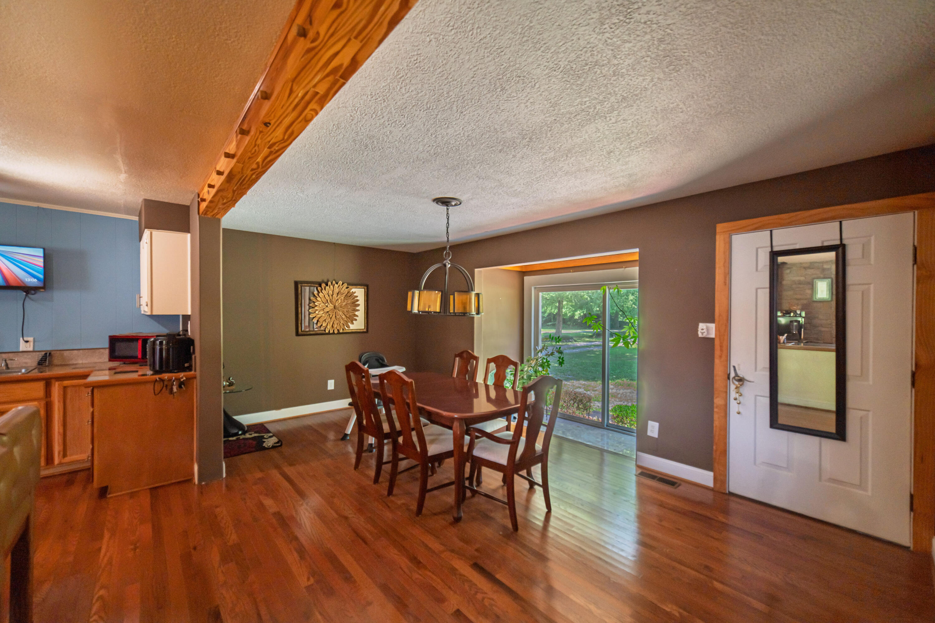 1415 Said Road Property Photo 8
