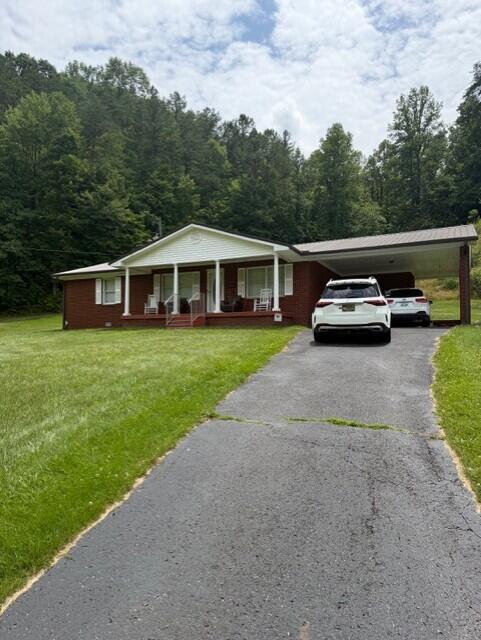 4589 Abbott Creek Road
