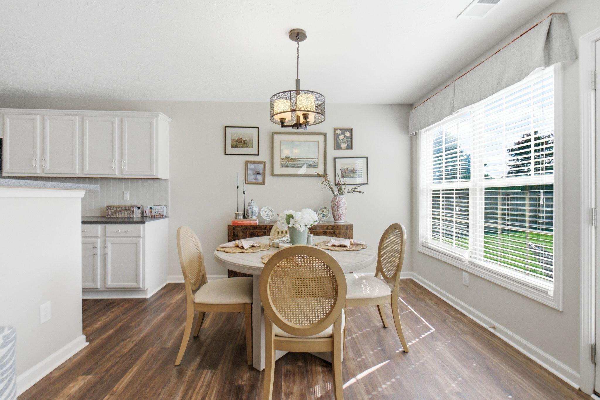 801 White Wood Flat Property Photo 10