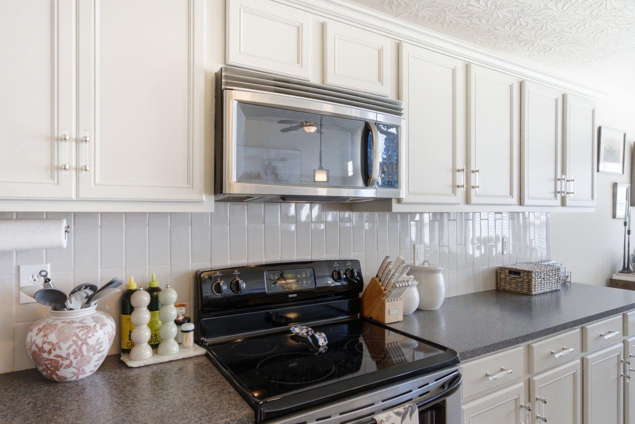 801 White Wood Flat Property Photo 17