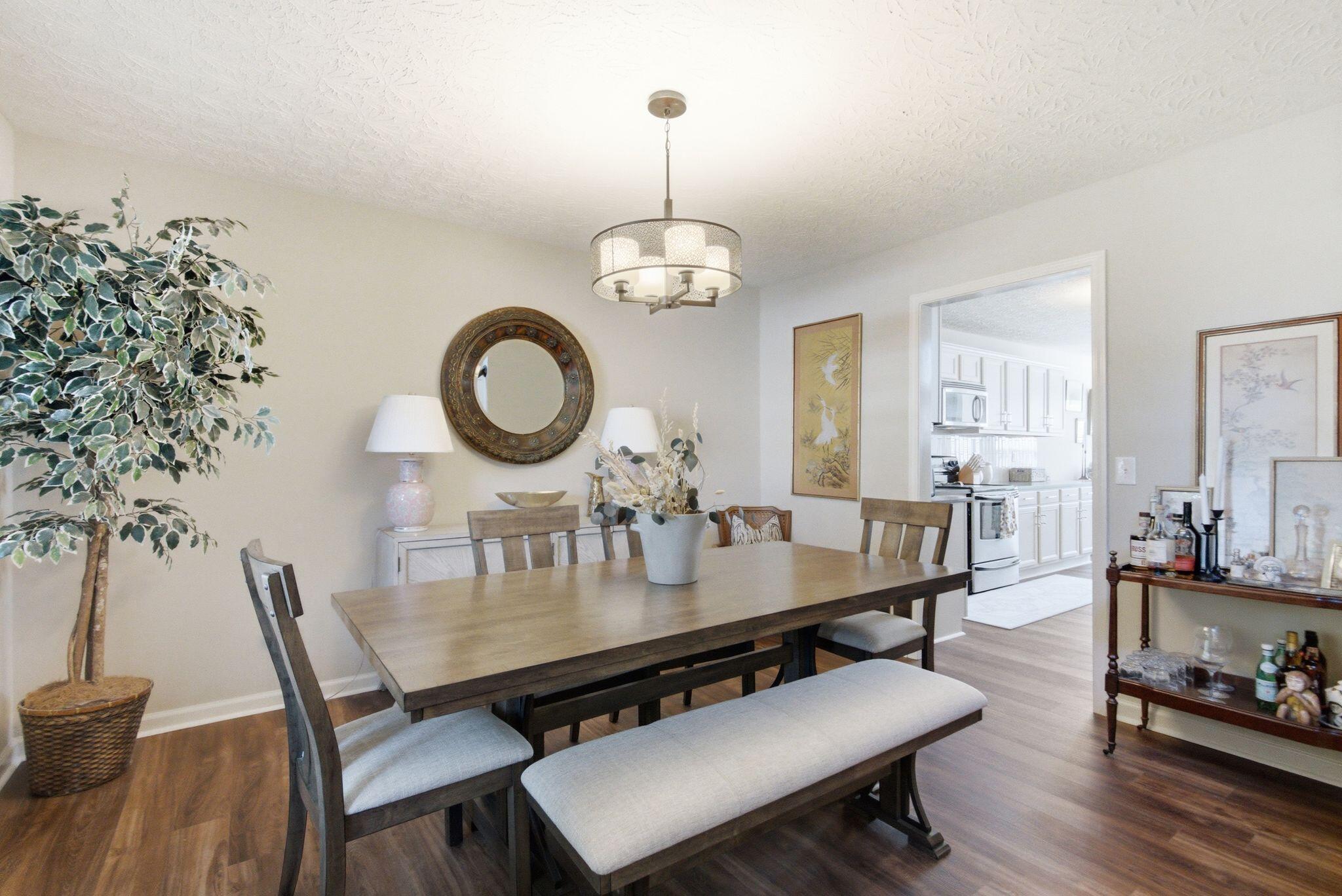 801 White Wood Flat Property Photo 18