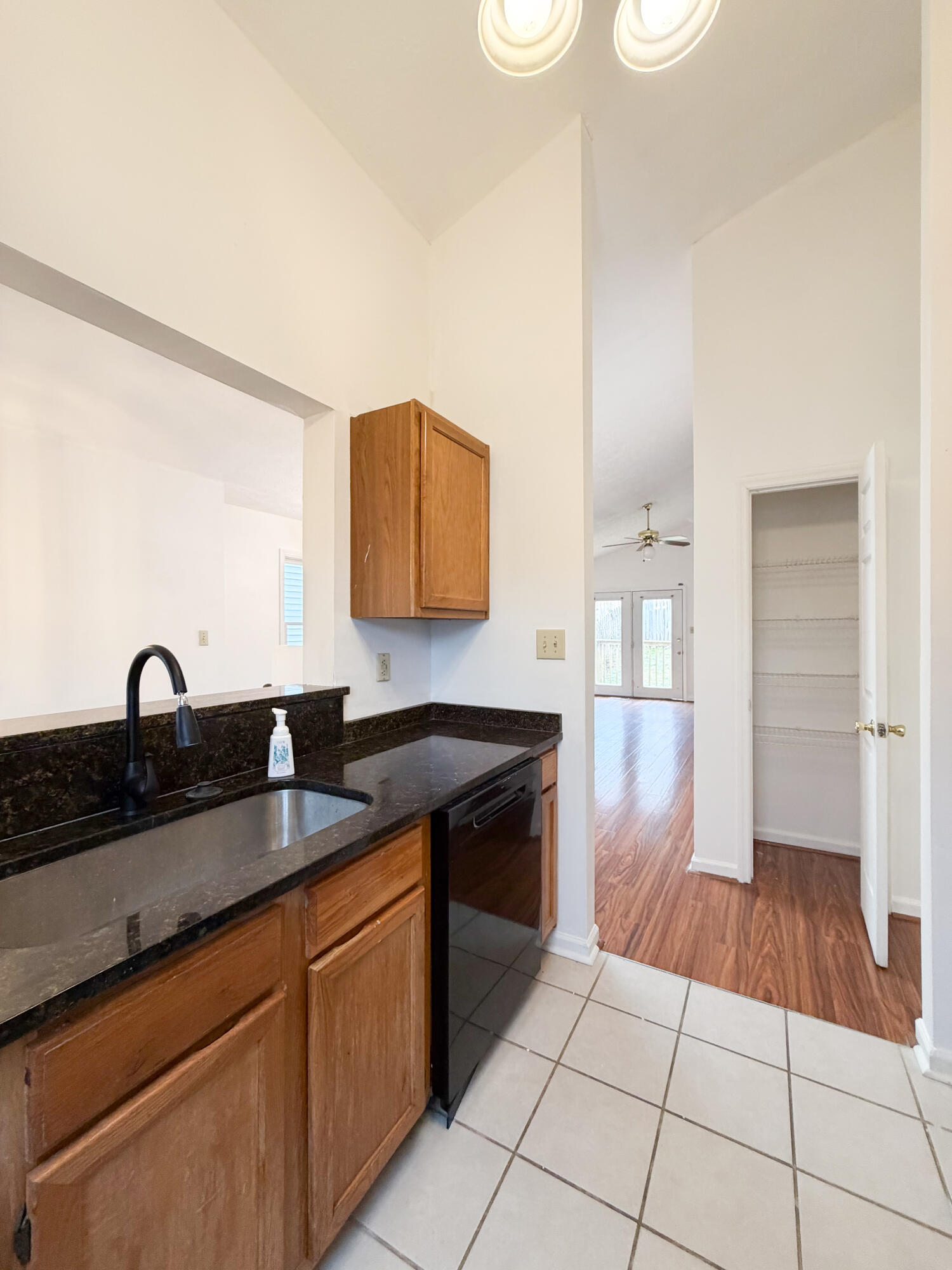 352 Chase Place Property Photo 7