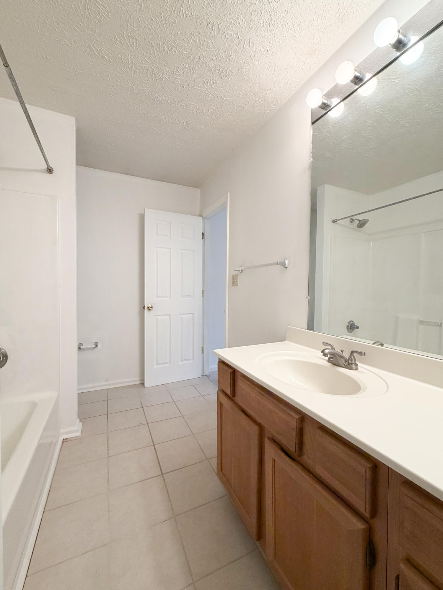 352 Chase Place Property Photo 9