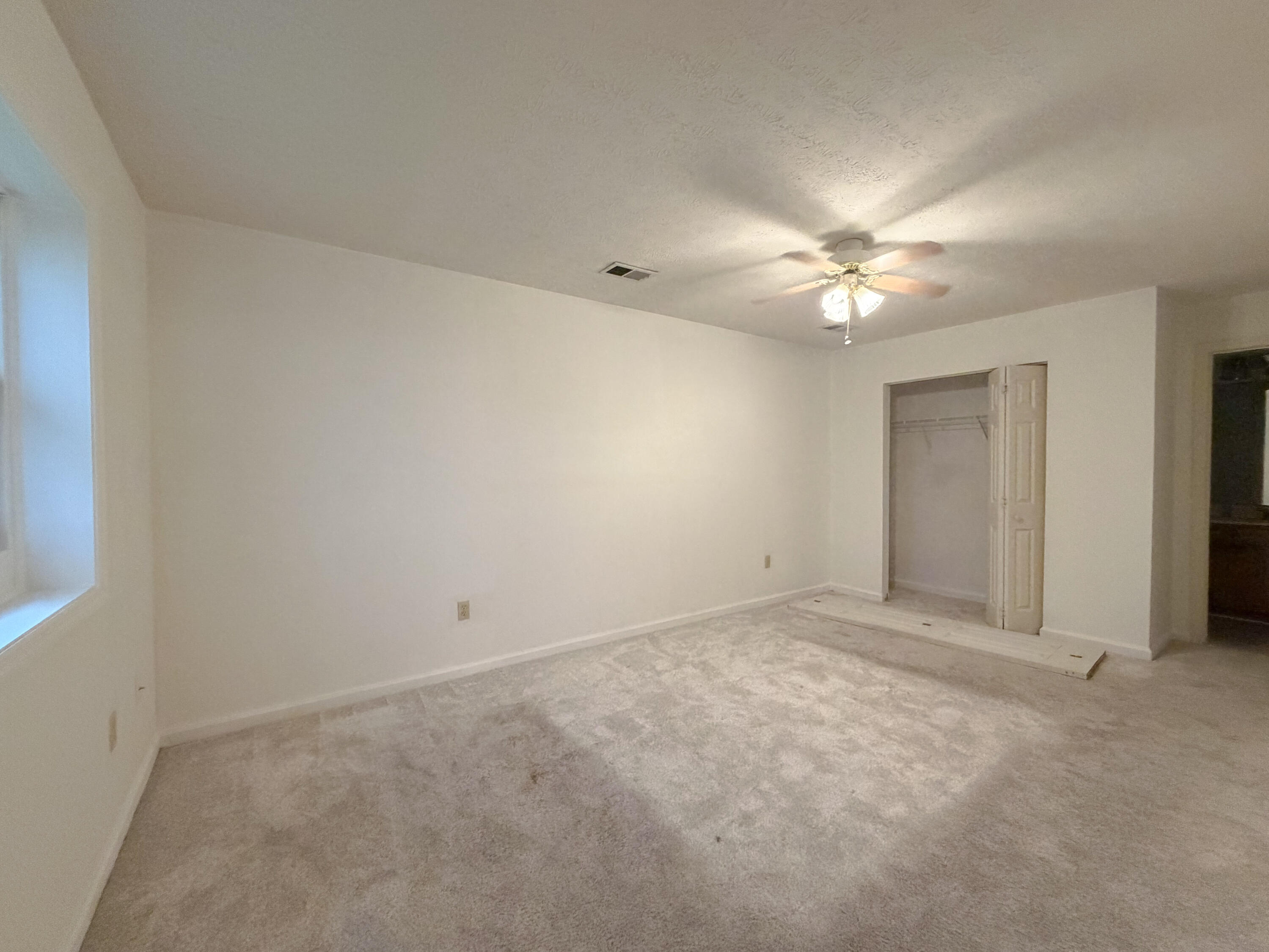 352 Chase Place Property Photo 16