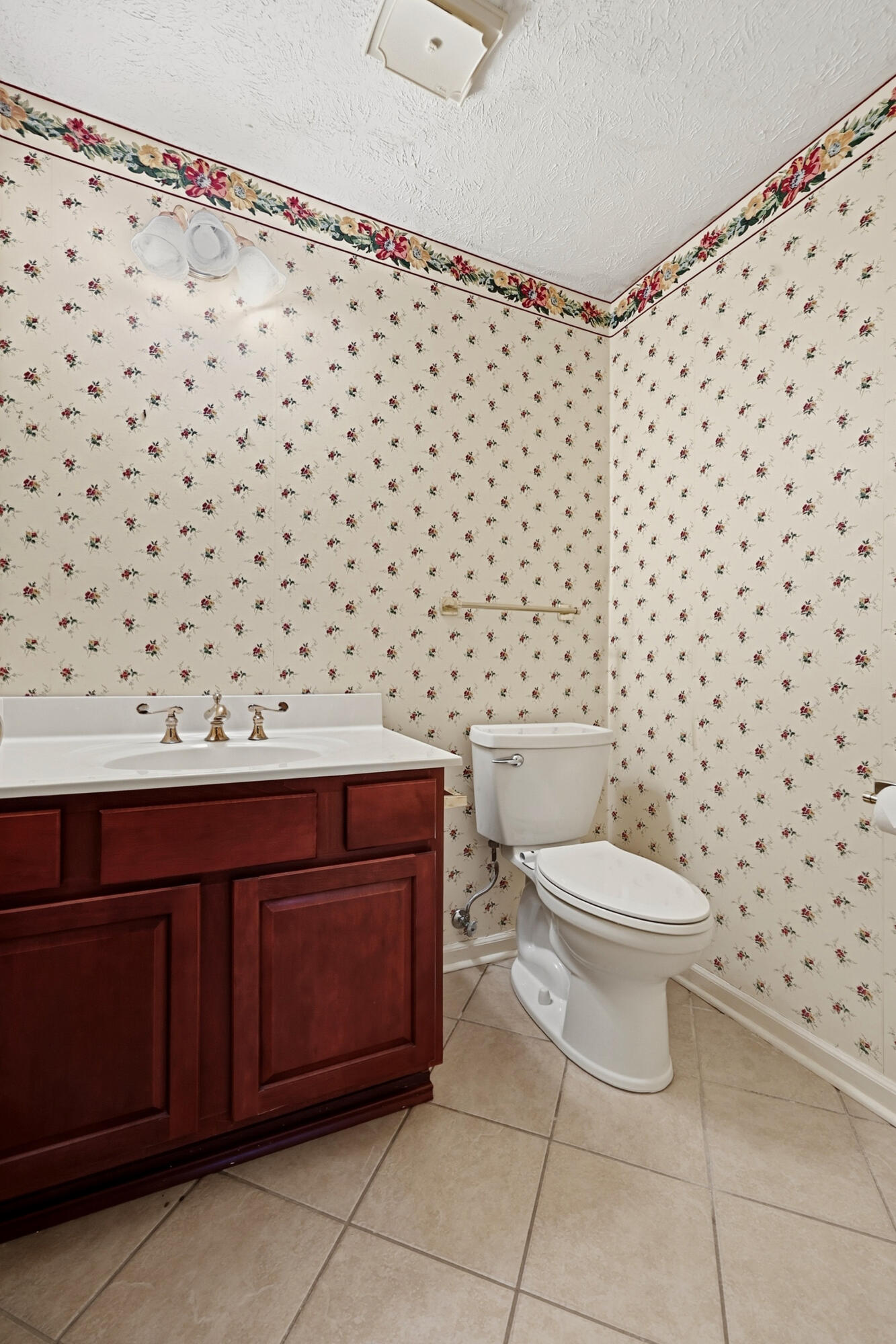 1053 Idylwild Drive Property Photo 14