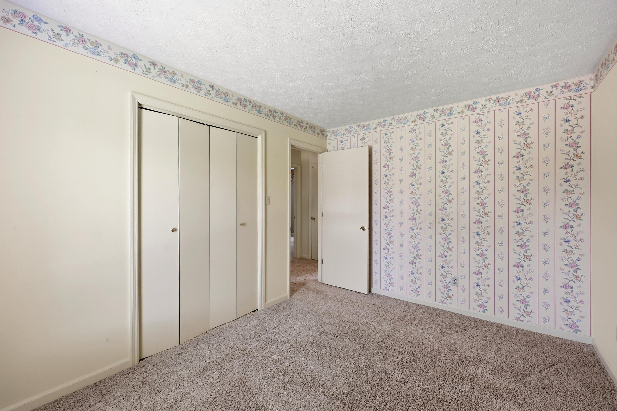 1053 Idylwild Drive Property Photo 19