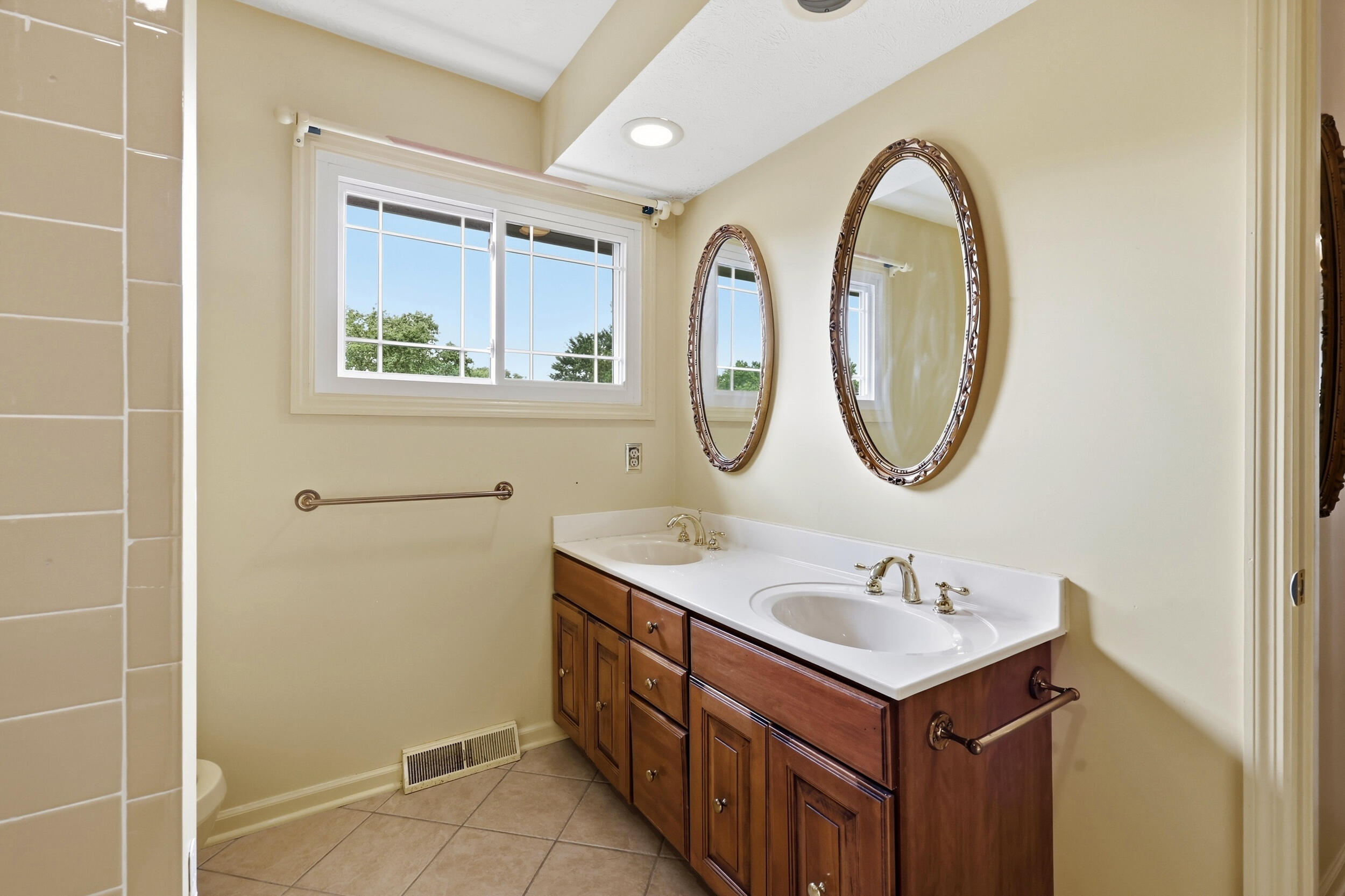 1053 Idylwild Drive Property Photo 31