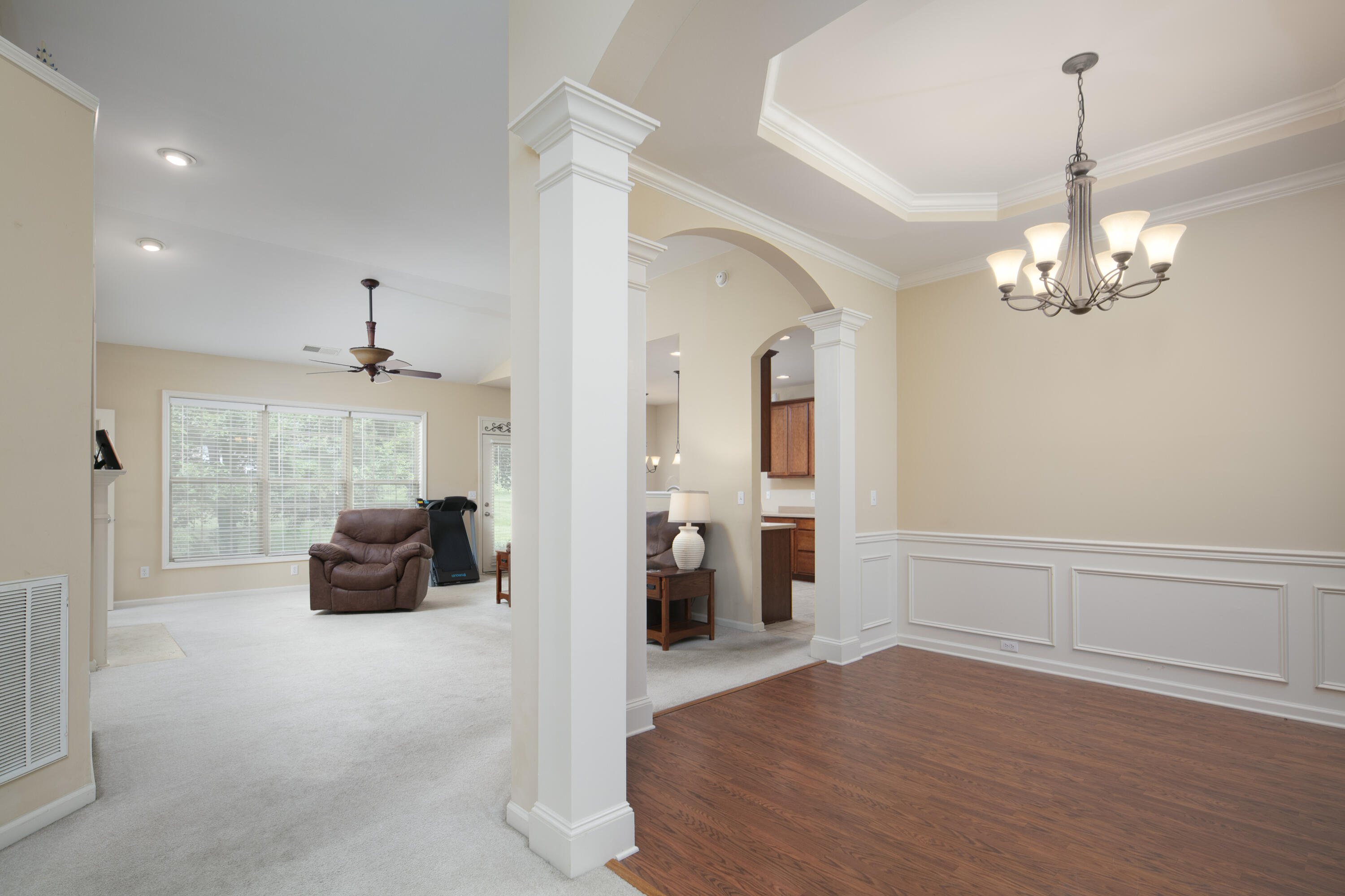 4021 Castlebridge Lane Property Photo 5